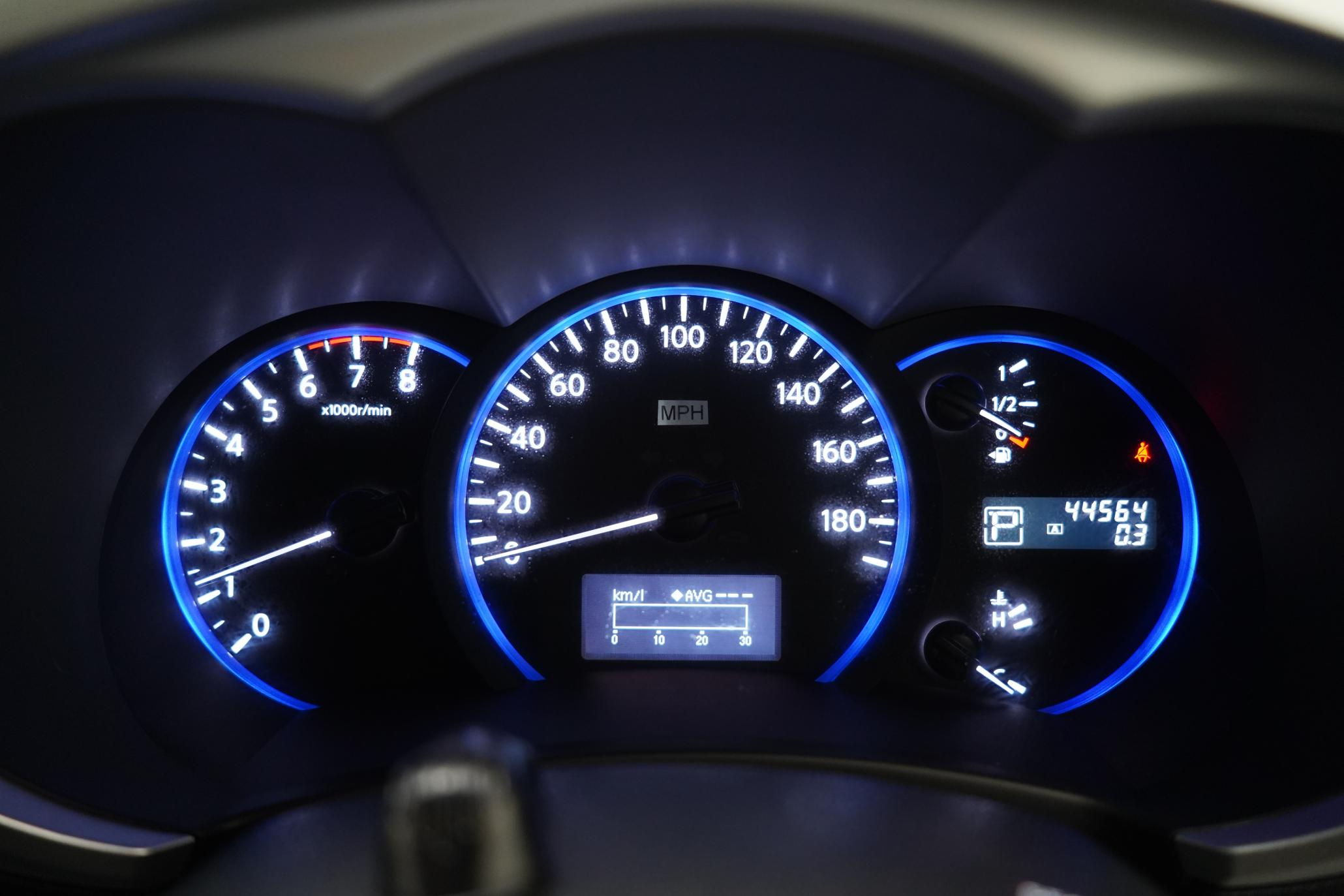 Nissan Elgrand HIGHWAY STAR