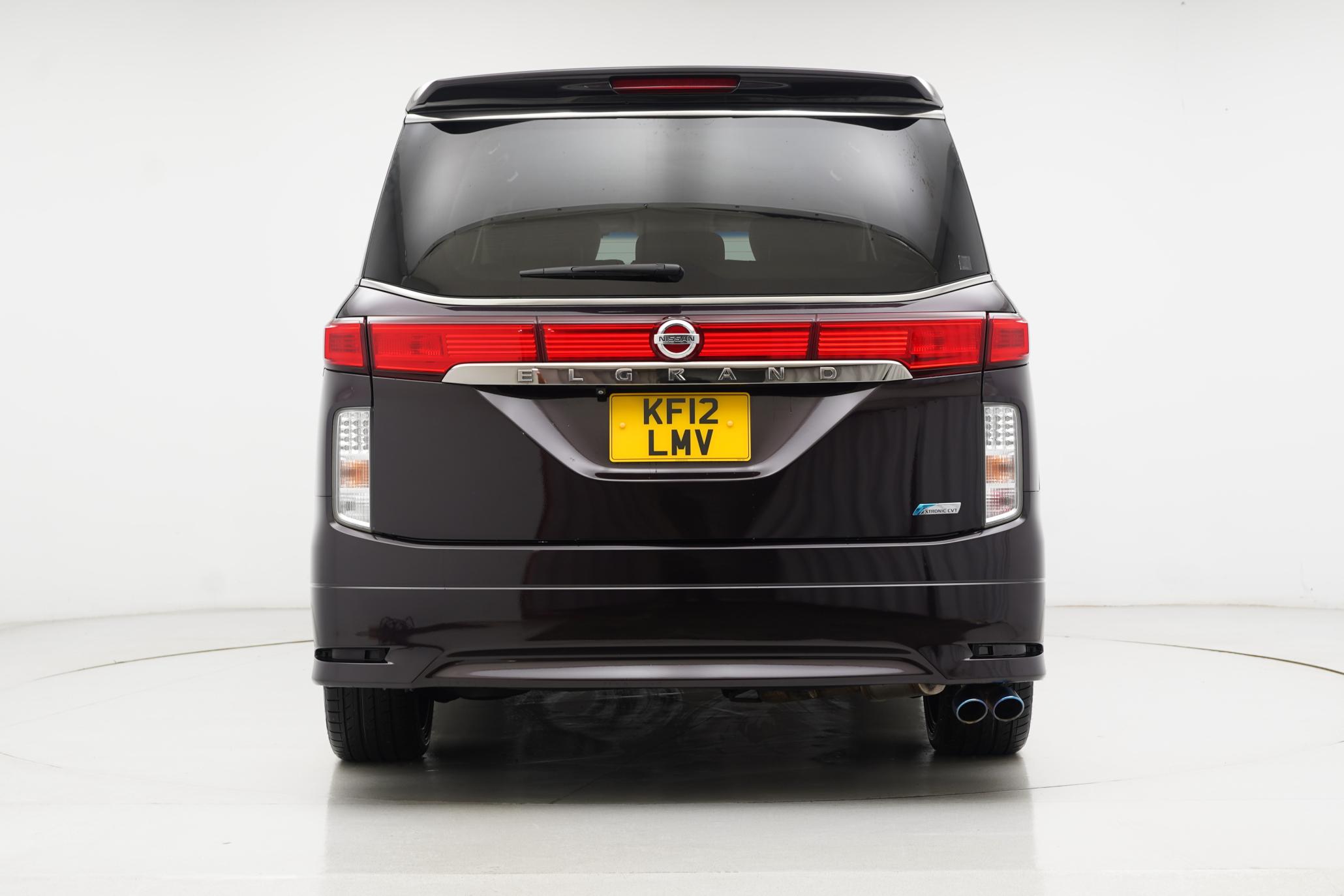 Nissan Elgrand HIGHWAY STAR