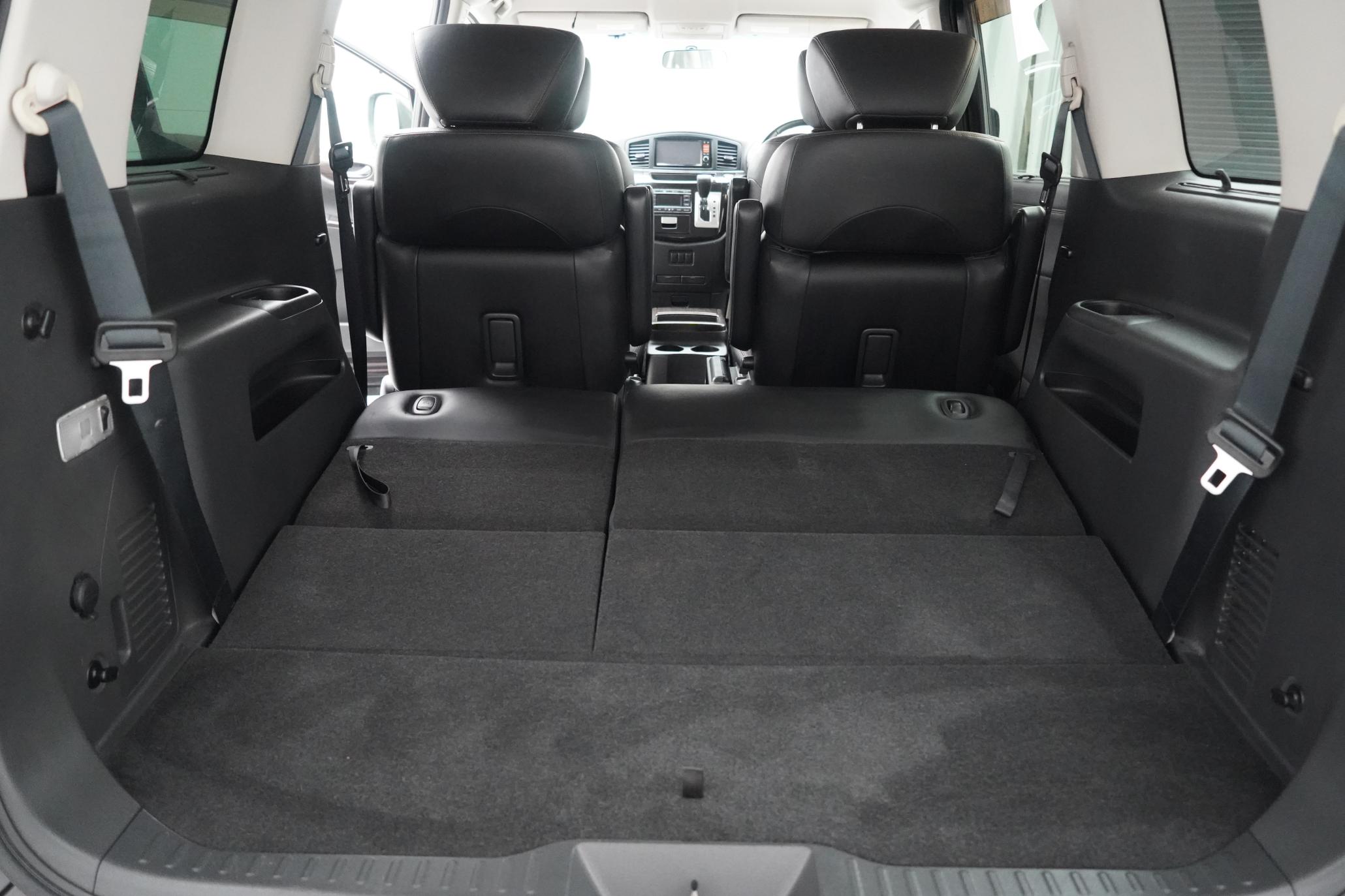 Nissan Elgrand HIGHWAY STAR