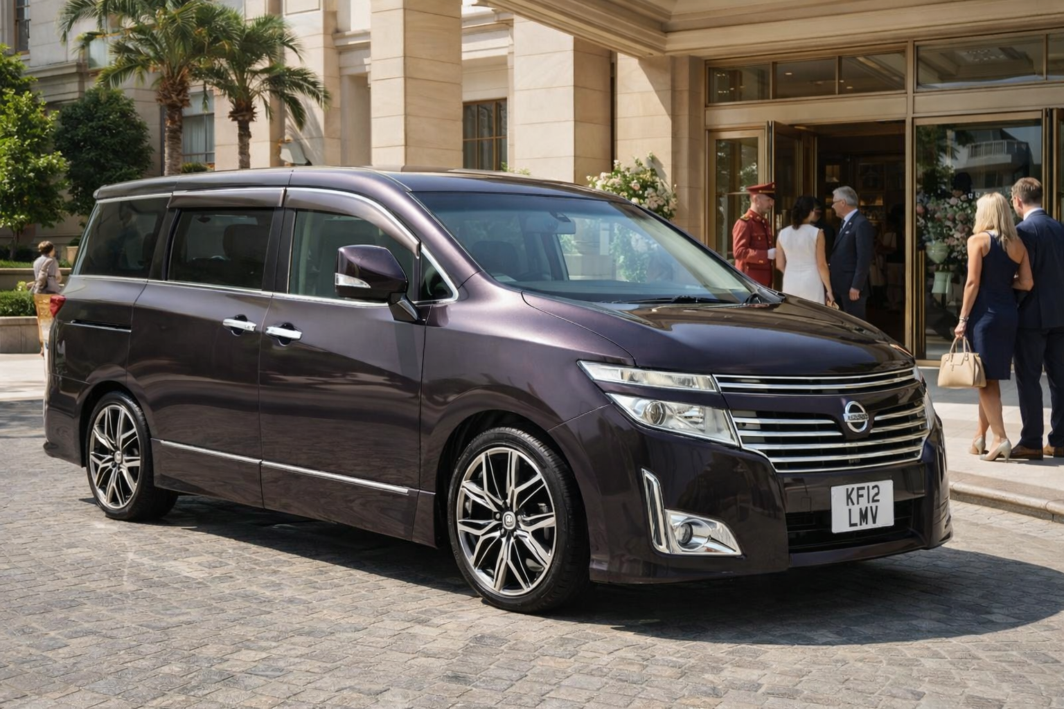 Nissan Elgrand HIGHWAY STAR