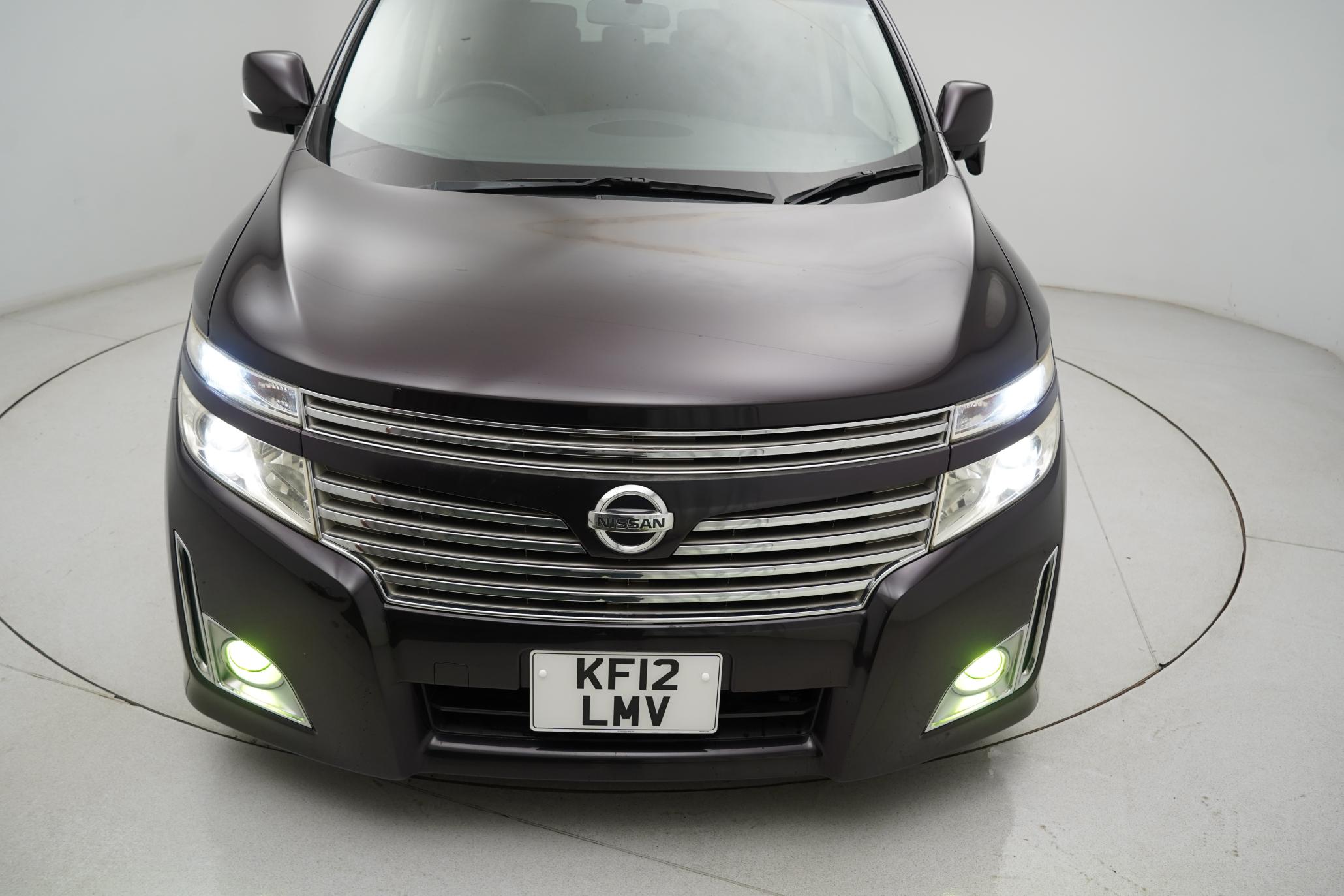Nissan Elgrand HIGHWAY STAR