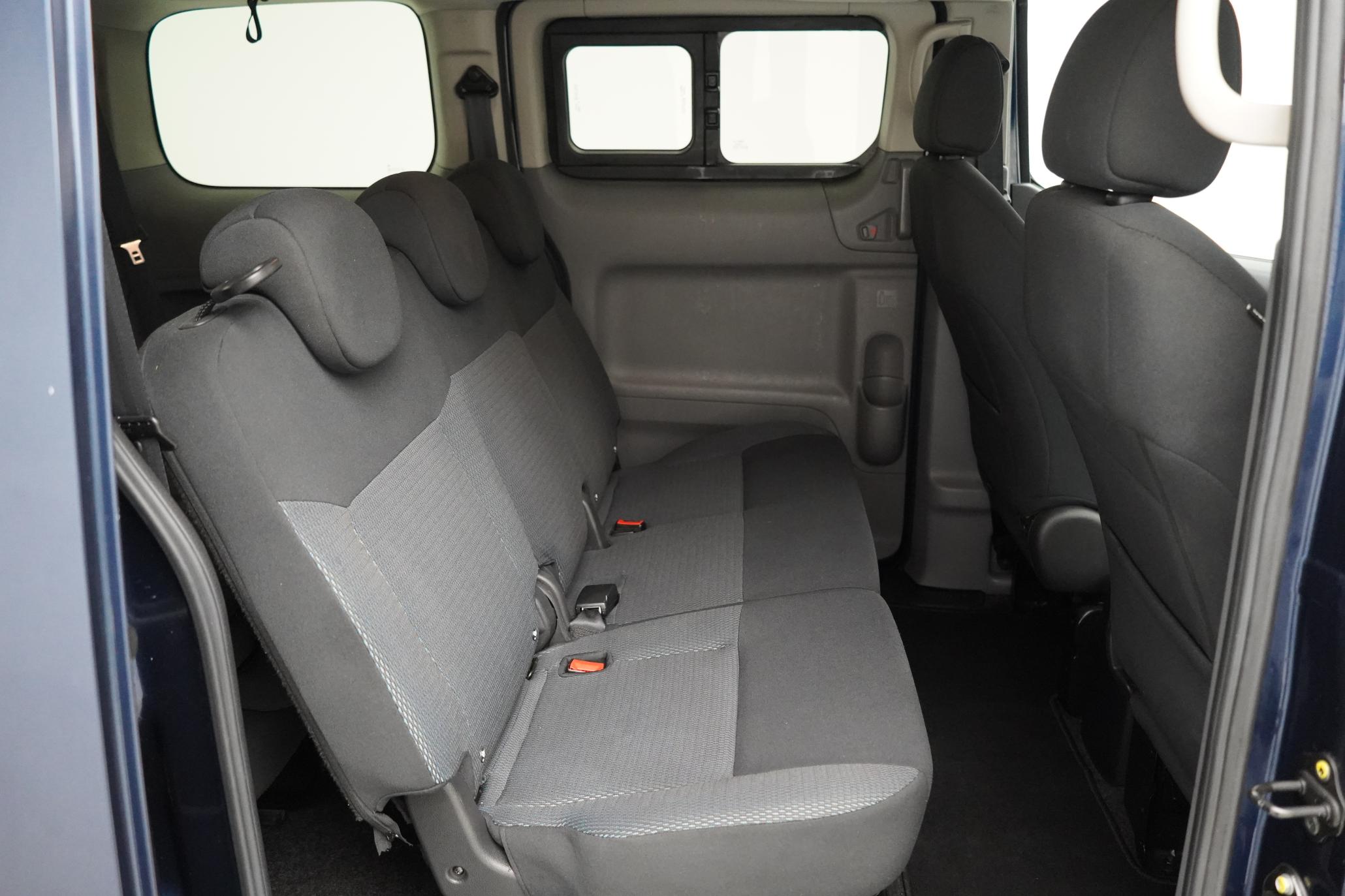 Nissan eNV200 Evalia 40kWh Evalia MPV 5dr Electric Auto (Quick Charge, 7 Seat) (109 ps)