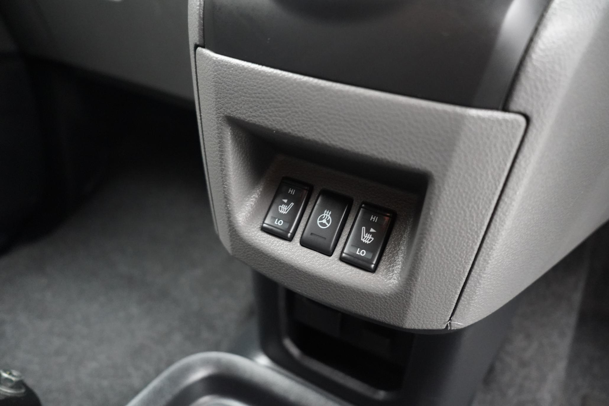 Nissan eNV200 Evalia 40kWh Evalia MPV 5dr Electric Auto (Quick Charge, 7 Seat) (109 ps)
