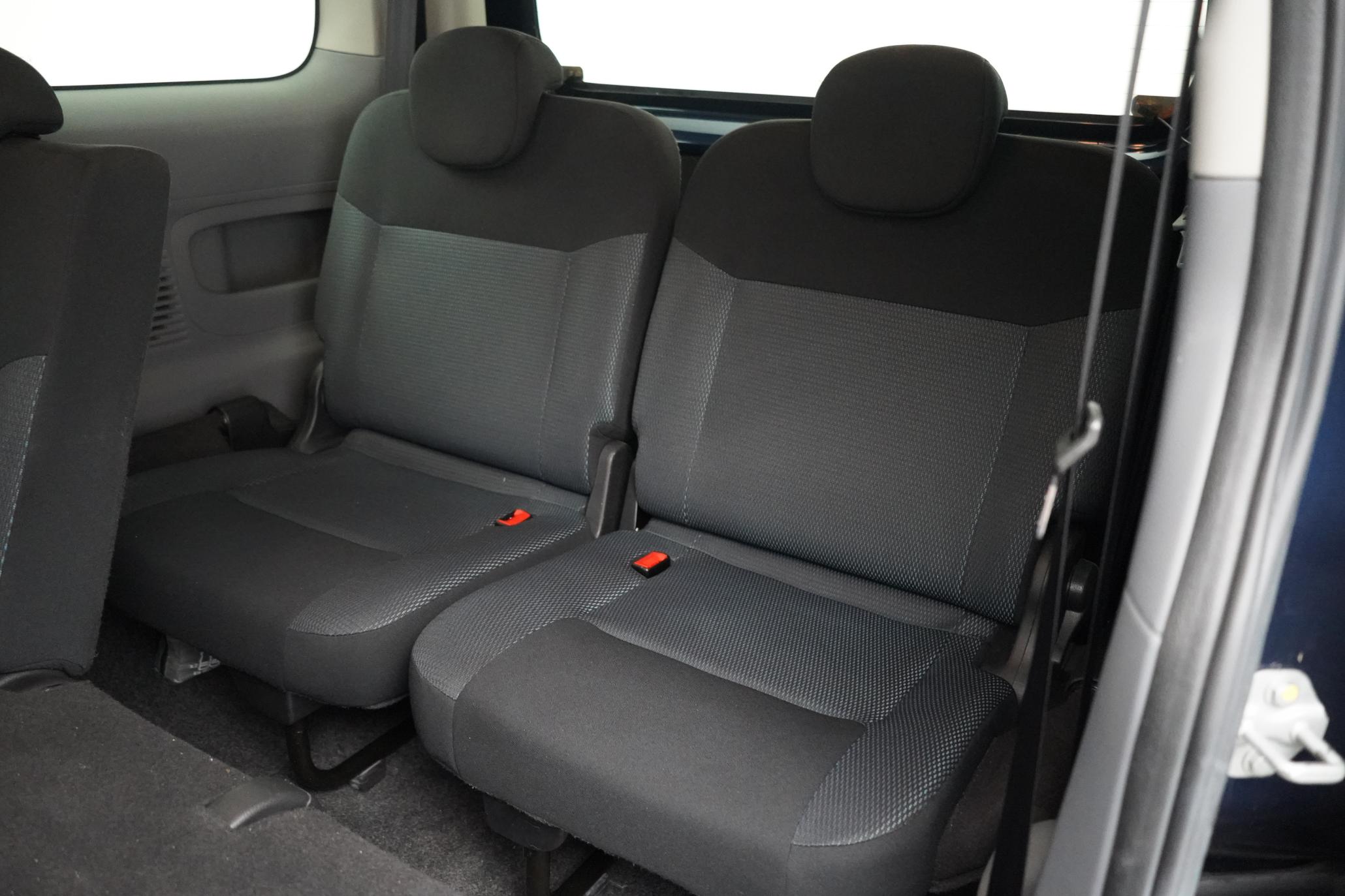 Nissan eNV200 Evalia 40kWh Evalia MPV 5dr Electric Auto (Quick Charge, 7 Seat) (109 ps)