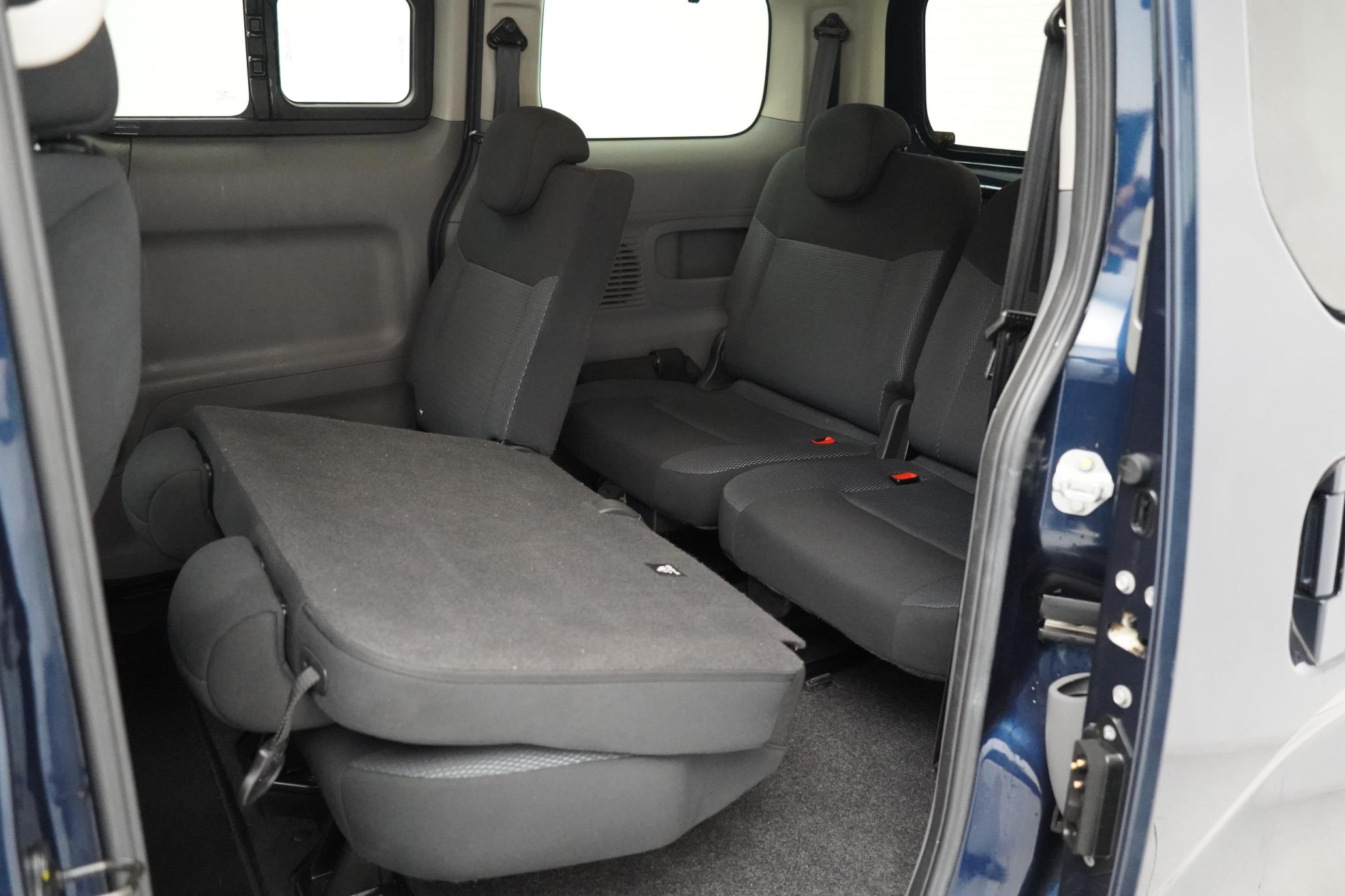 Nissan eNV200 Evalia 40kWh Evalia MPV 5dr Electric Auto (Quick Charge, 7 Seat) (109 ps)