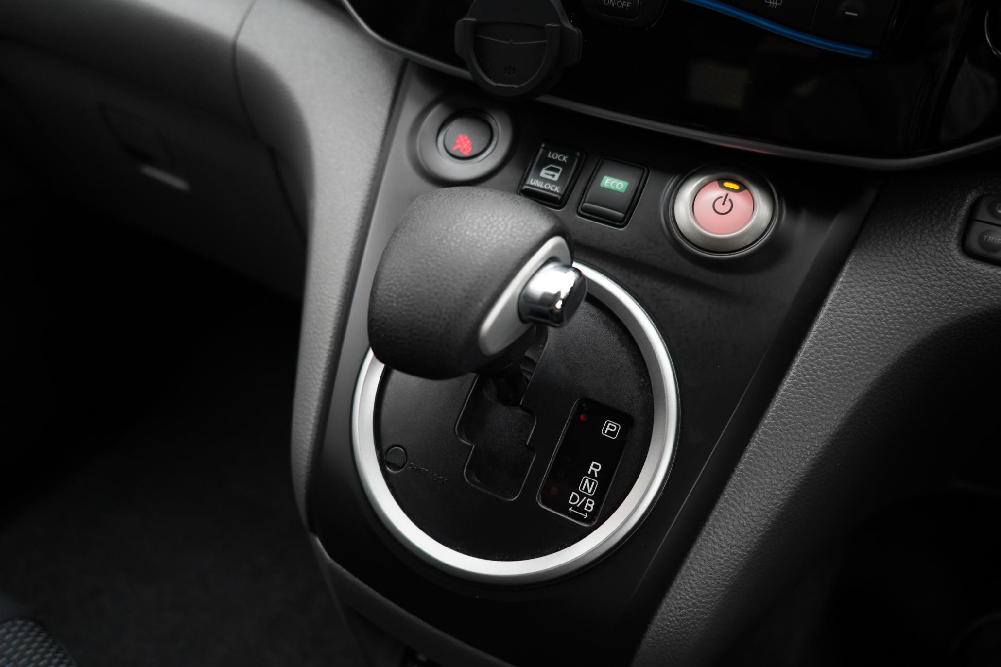 Nissan eNV200 Evalia 40kWh Evalia MPV 5dr Electric Auto (Quick Charge, 7 Seat) (109 ps)