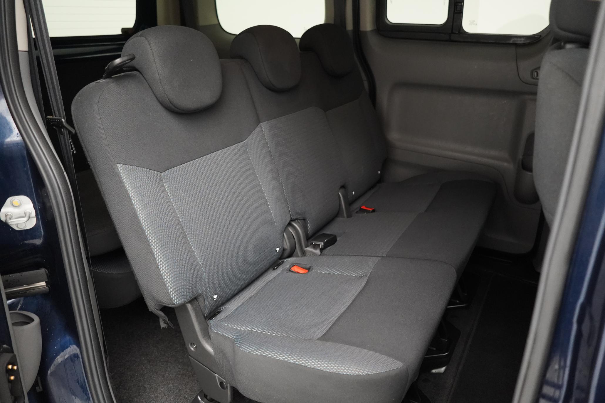 Nissan eNV200 Evalia 40kWh Evalia MPV 5dr Electric Auto (Quick Charge, 7 Seat) (109 ps)