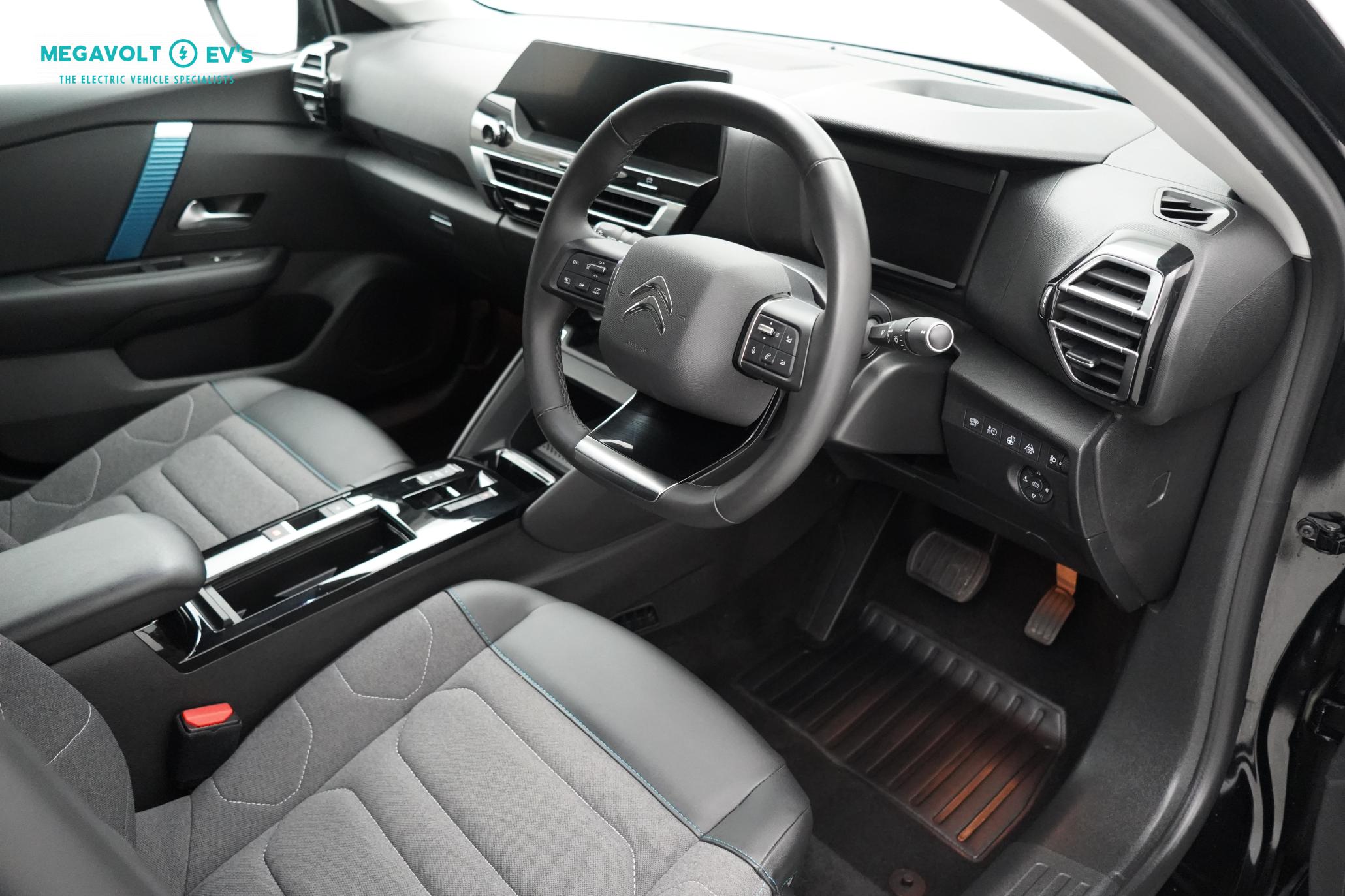 Citroen e-C4 50kWh Shine Hatchback 5dr Electric Auto (136 ps)