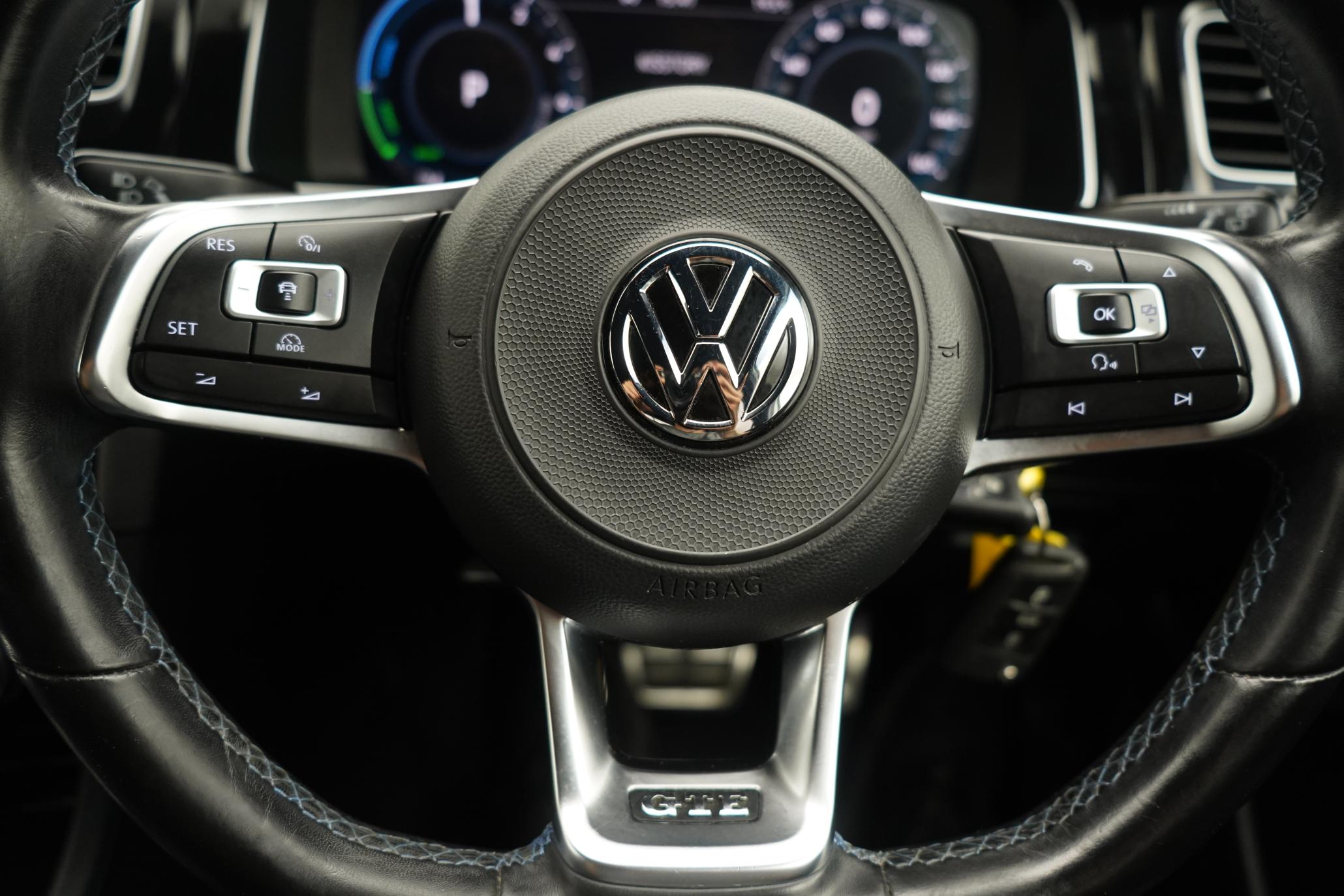 Volkswagen Golf 1.4 TSI 8.7kWh GTE Hatchback 5dr Petrol Plug-in Hybrid DSG Euro 6 (s/s) (204 ps)