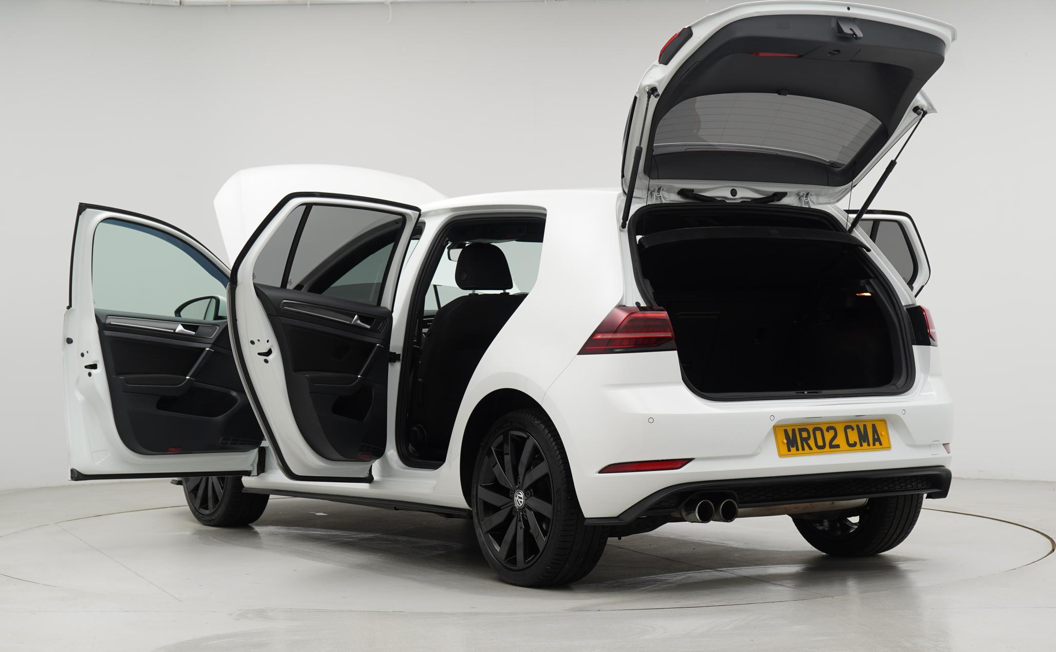 Volkswagen Golf 1.4 TSI 8.7kWh GTE Hatchback 5dr Petrol Plug-in Hybrid DSG Euro 6 (s/s) (204 ps)