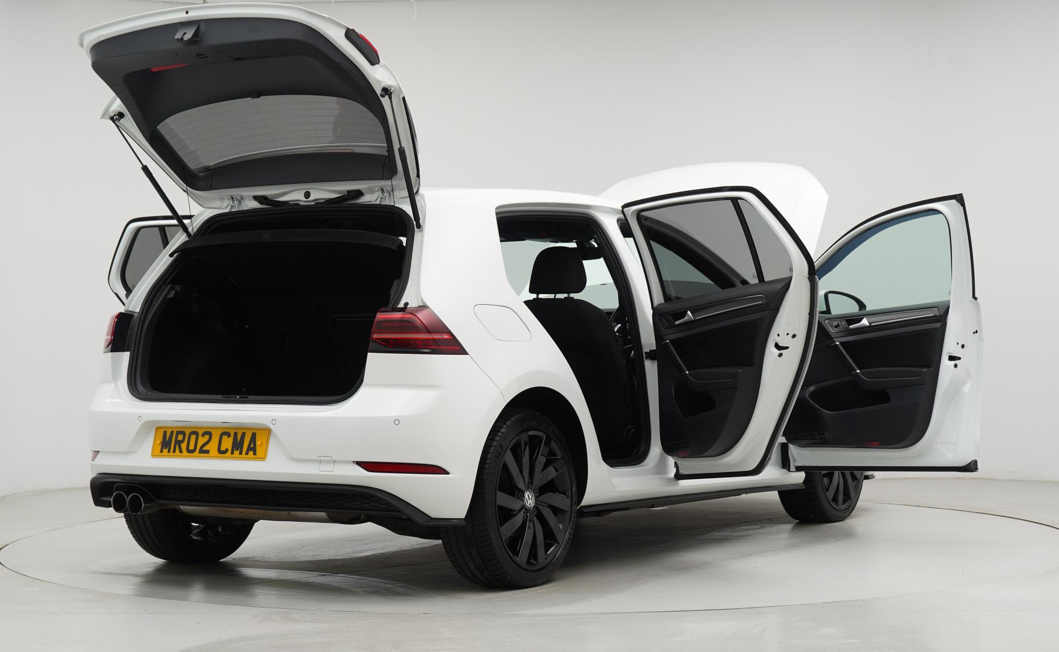 Volkswagen Golf 1.4 TSI 8.7kWh GTE Hatchback 5dr Petrol Plug-in Hybrid DSG Euro 6 (s/s) (204 ps)