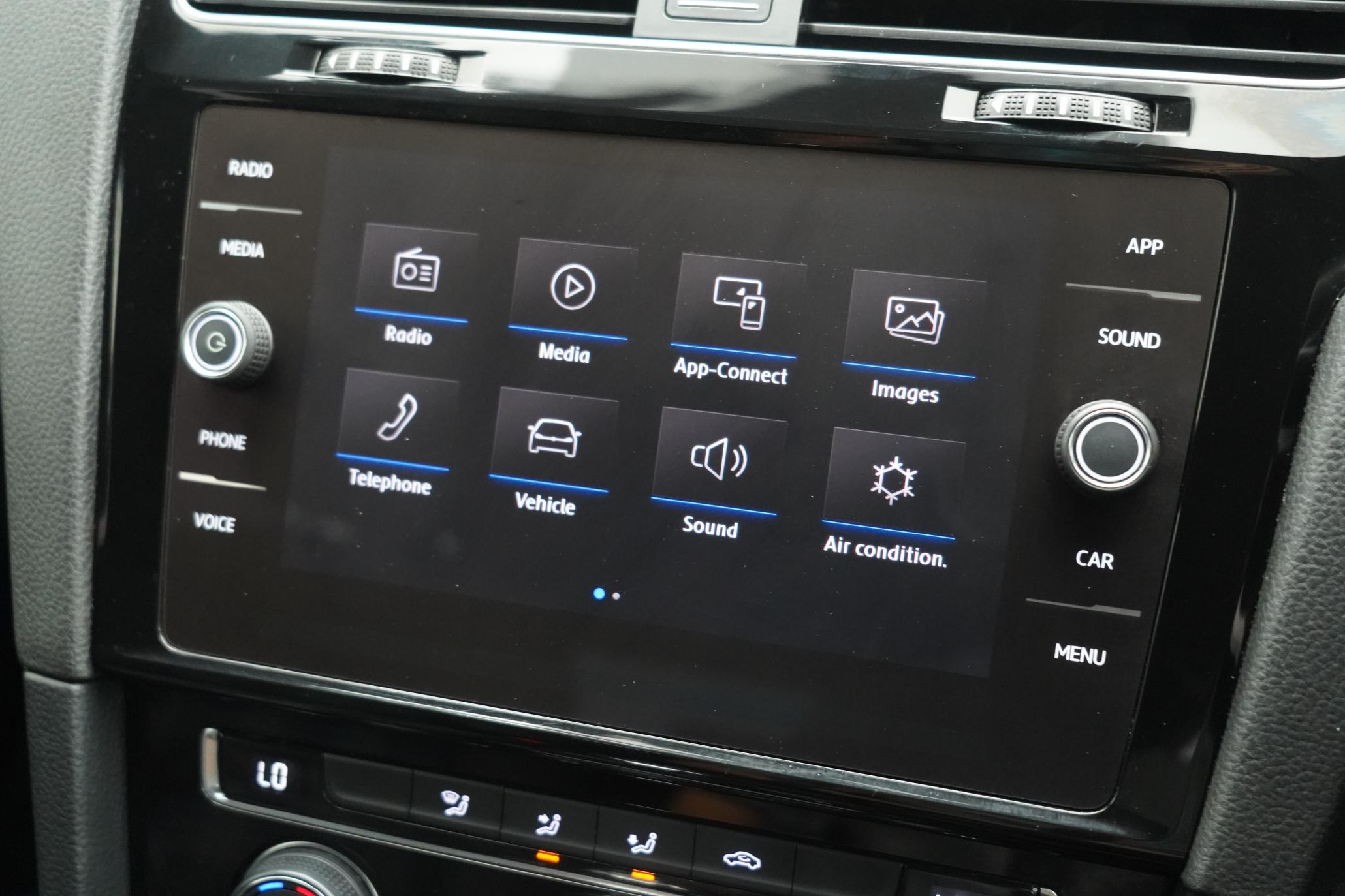 Volkswagen Golf 1.4 TSI 8.7kWh GTE Hatchback 5dr Petrol Plug-in Hybrid DSG Euro 6 (s/s) (204 ps)