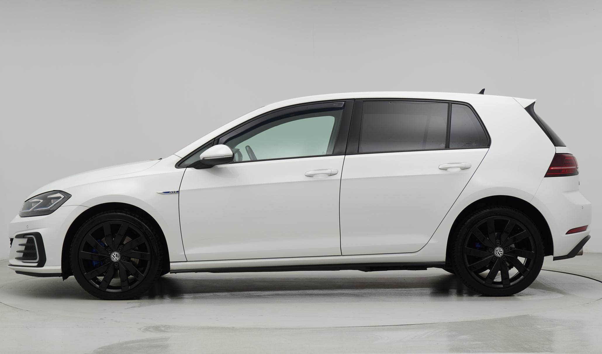 Volkswagen Golf 1.4 TSI 8.7kWh GTE Hatchback 5dr Petrol Plug-in Hybrid DSG Euro 6 (s/s) (204 ps)
