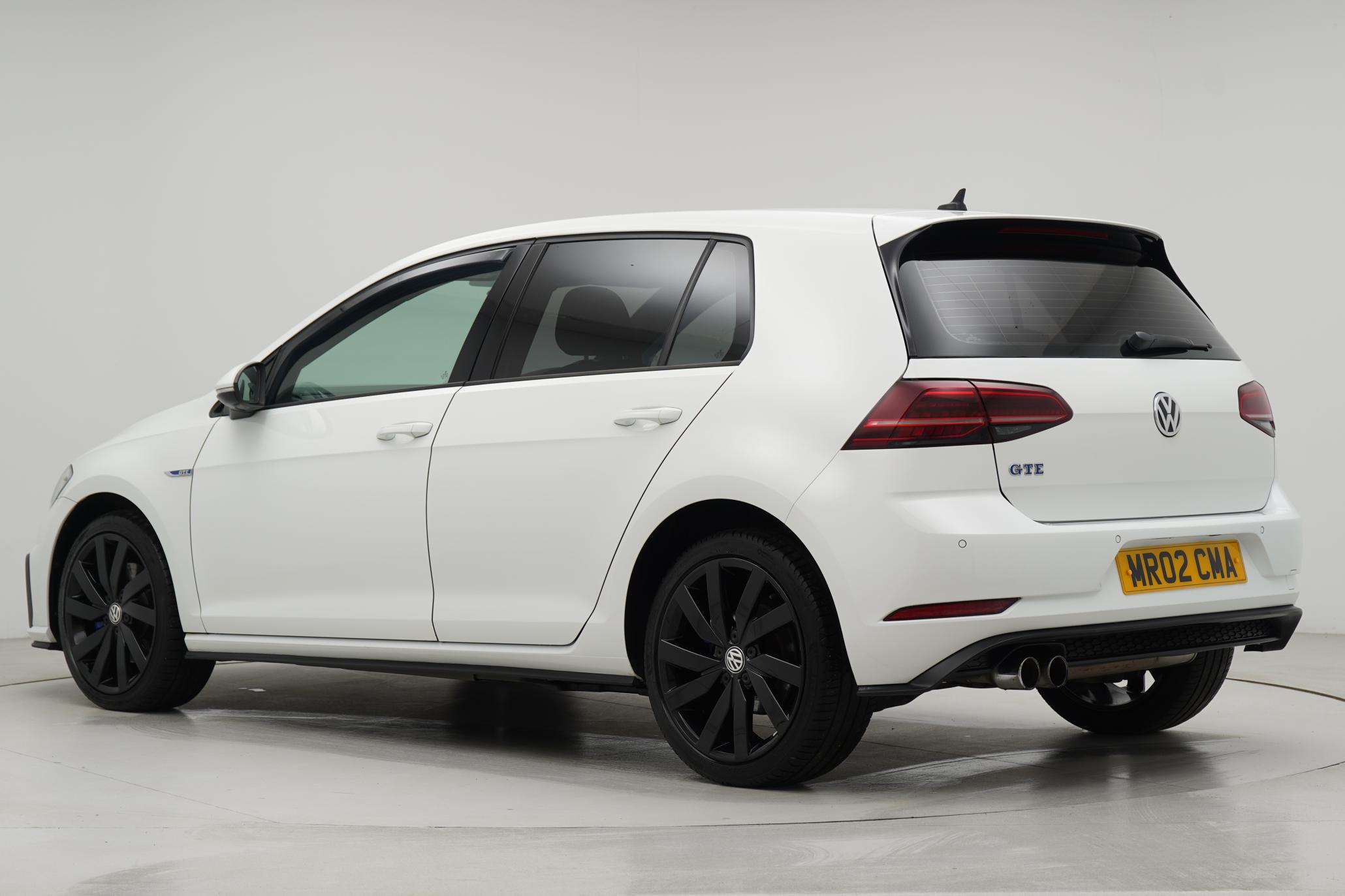 Volkswagen Golf 1.4 TSI 8.7kWh GTE Hatchback 5dr Petrol Plug-in Hybrid DSG Euro 6 (s/s) (204 ps)