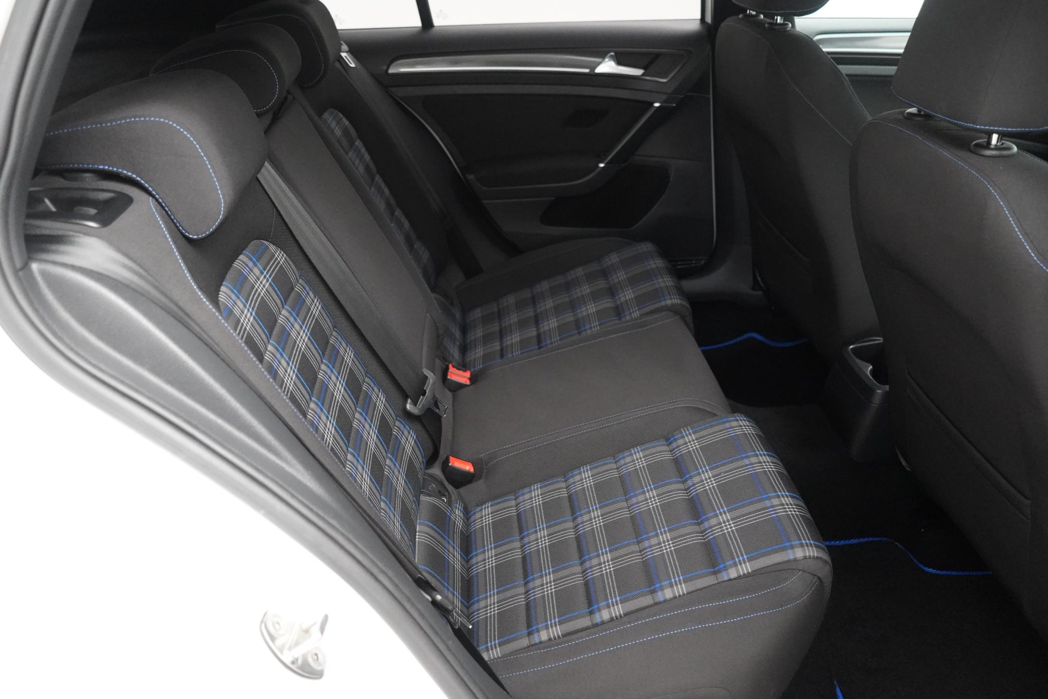 Volkswagen Golf 1.4 TSI 8.7kWh GTE Hatchback 5dr Petrol Plug-in Hybrid DSG Euro 6 (s/s) (204 ps)