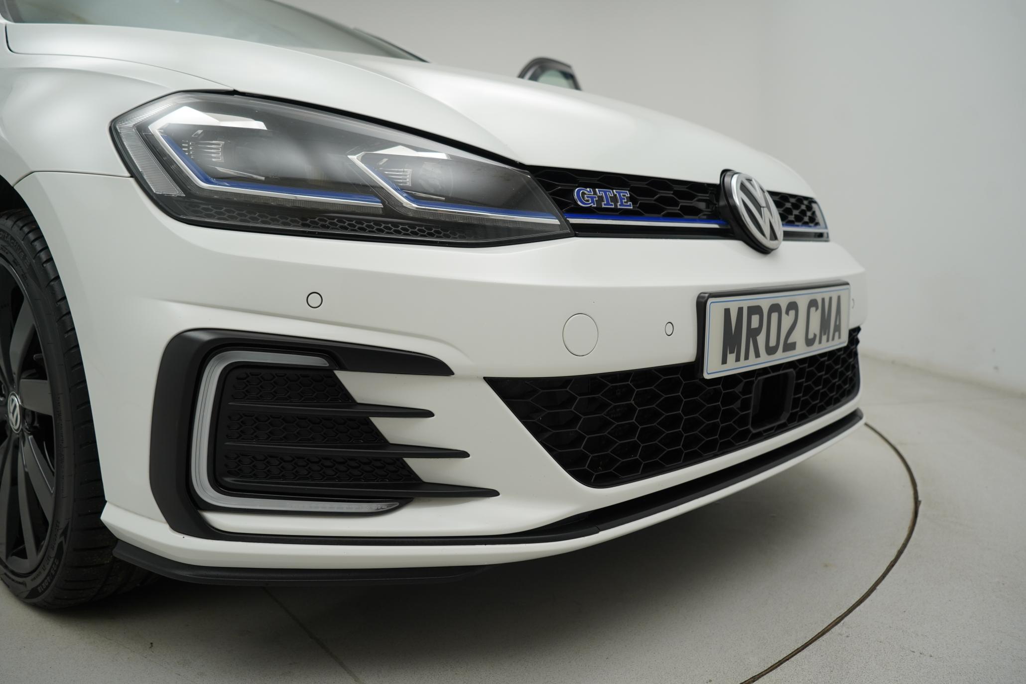Volkswagen Golf 1.4 TSI 8.7kWh GTE Hatchback 5dr Petrol Plug-in Hybrid DSG Euro 6 (s/s) (204 ps)