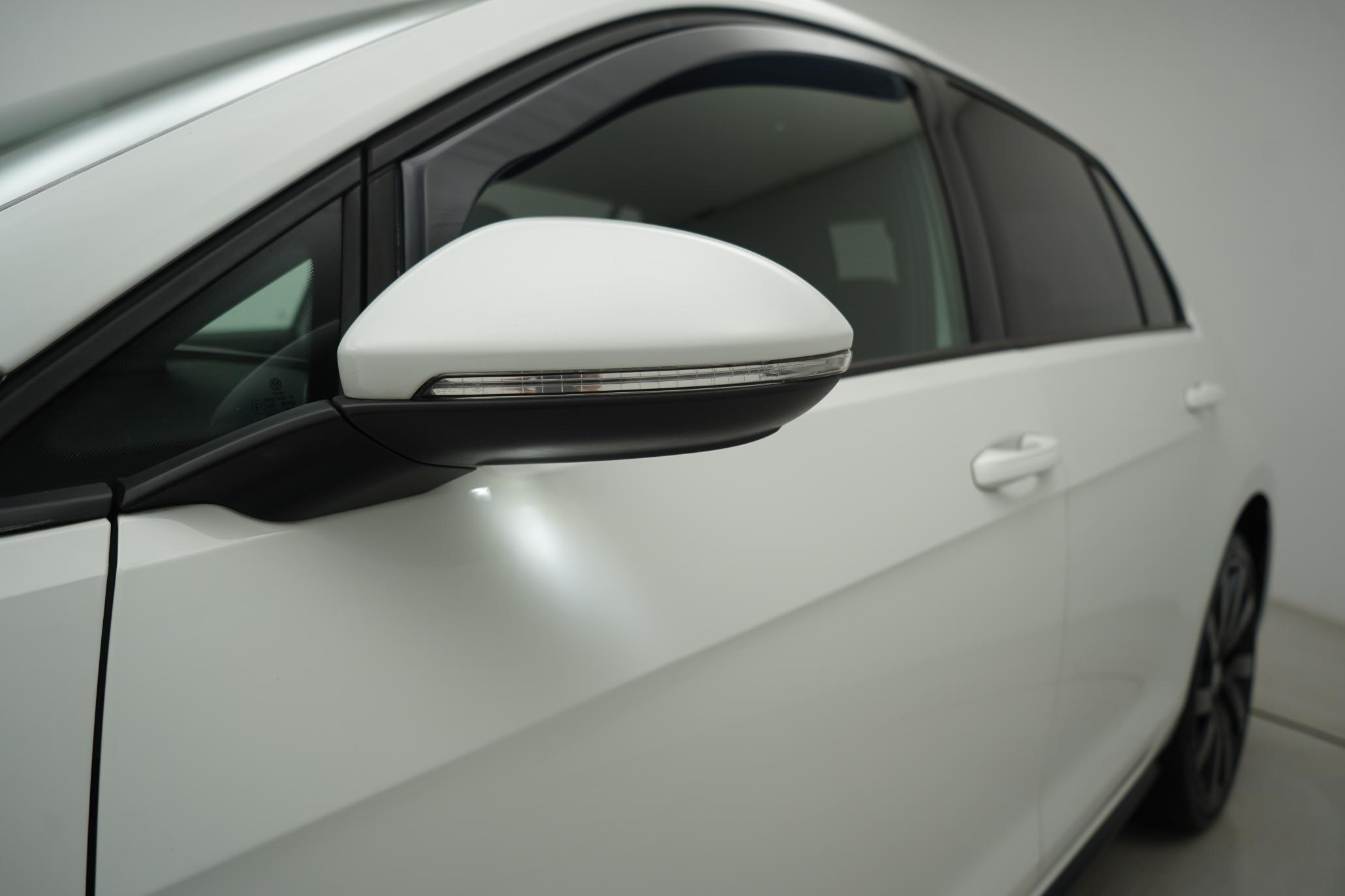 Volkswagen Golf 1.4 TSI 8.7kWh GTE Hatchback 5dr Petrol Plug-in Hybrid DSG Euro 6 (s/s) (204 ps)