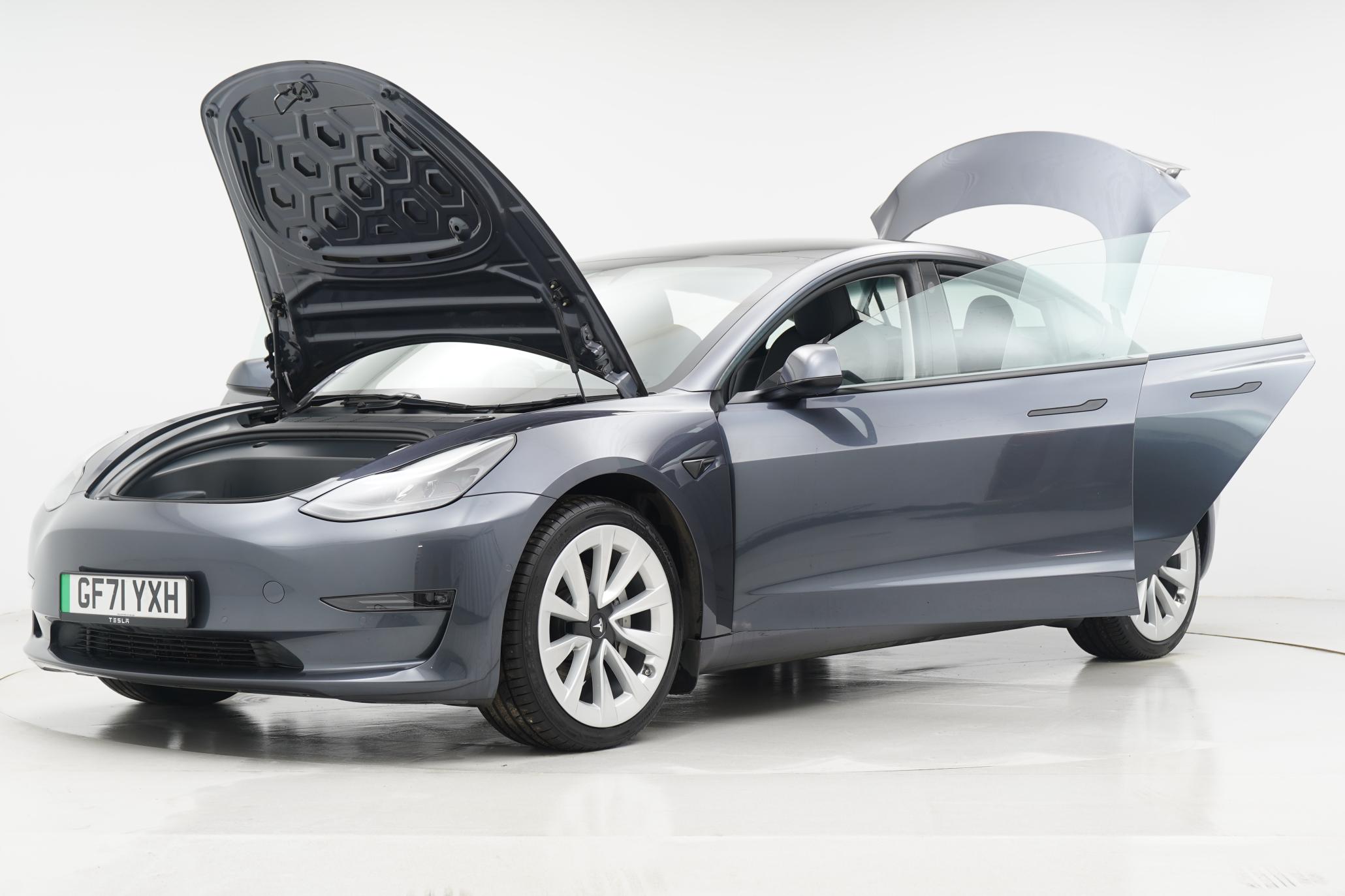 Tesla Model 3 (Dual Motor) Long Range Saloon 4dr Electric Auto 4WDE (346 ps)