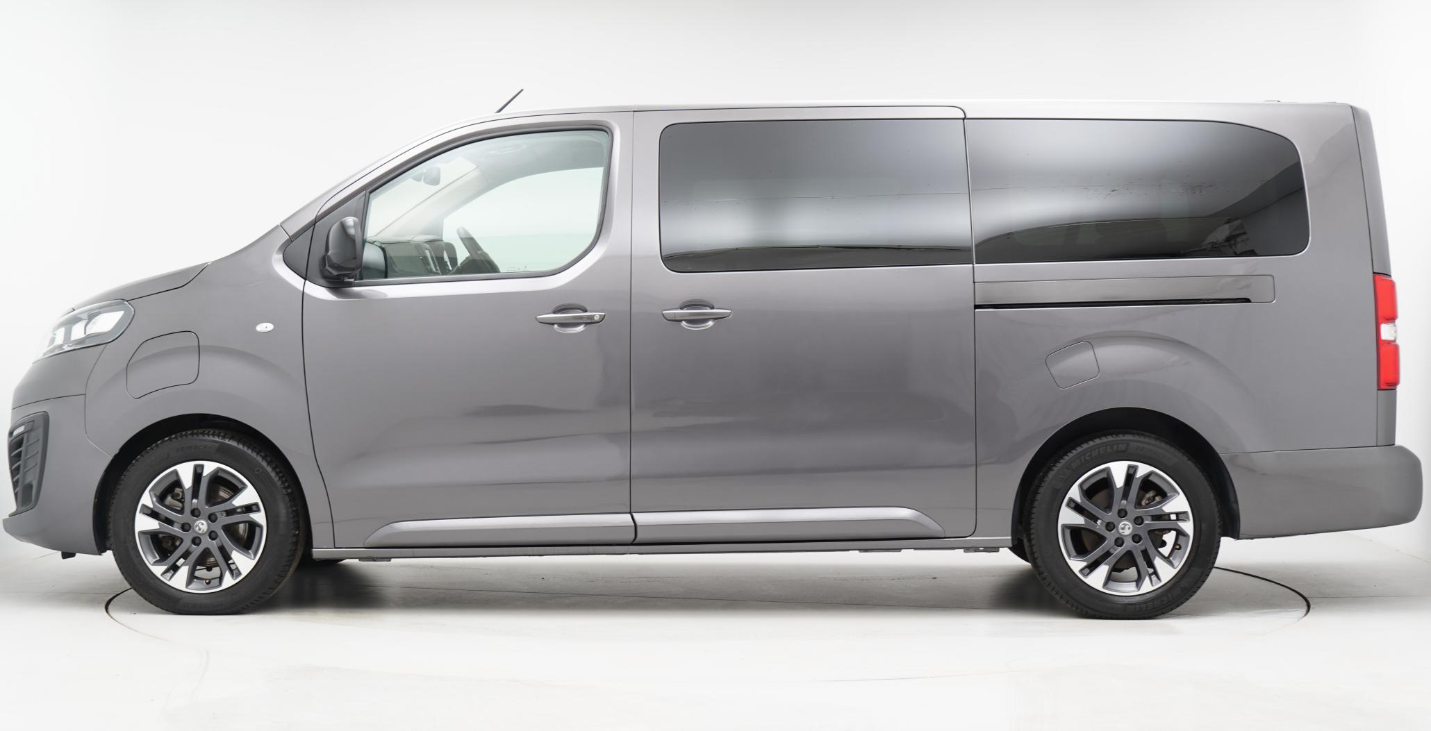 Vauxhall Vivaro-e Life 50kWh Ultimate MPV 5dr Electric Auto LWB (8 Seat, 7.4kW Charger) (136 ps)