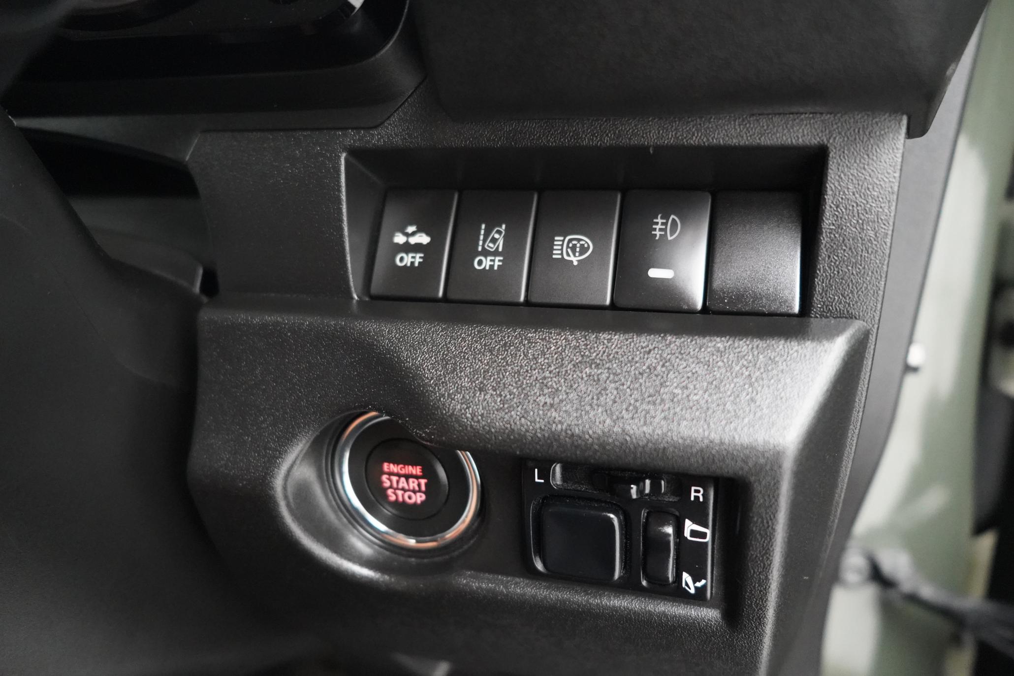 Suzuki Jimny 1.5 SZ5 SUV 3dr Petrol Manual ALLGRIP Euro 6 (101 ps)