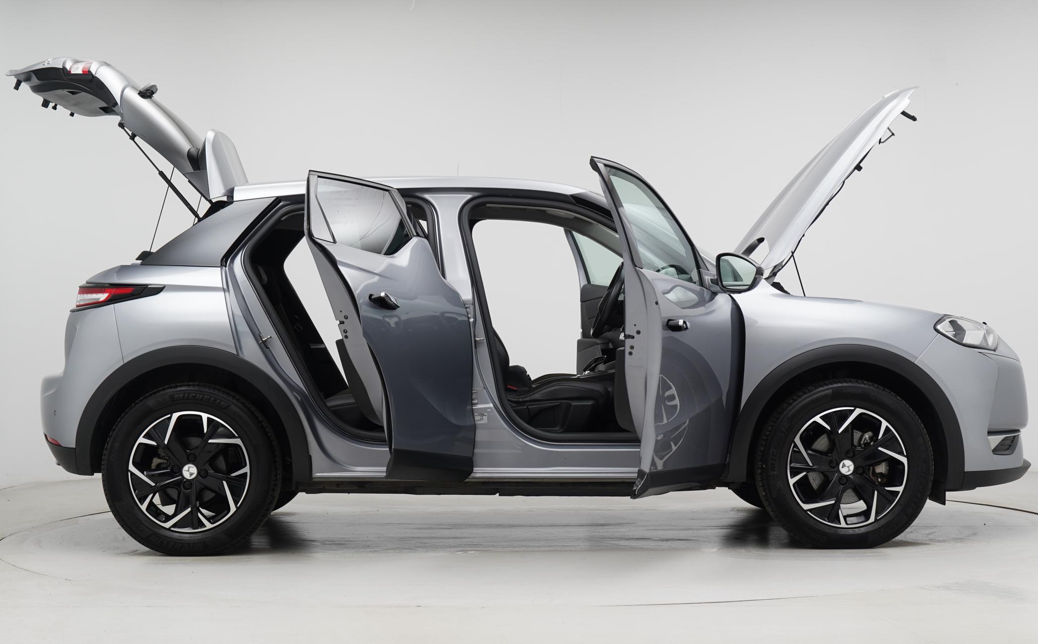 DS AUTOMOBILES DS 3 CROSSBACK E-TENSE 50kWh Prestige Crossback 5dr Electric Auto (136 ps)