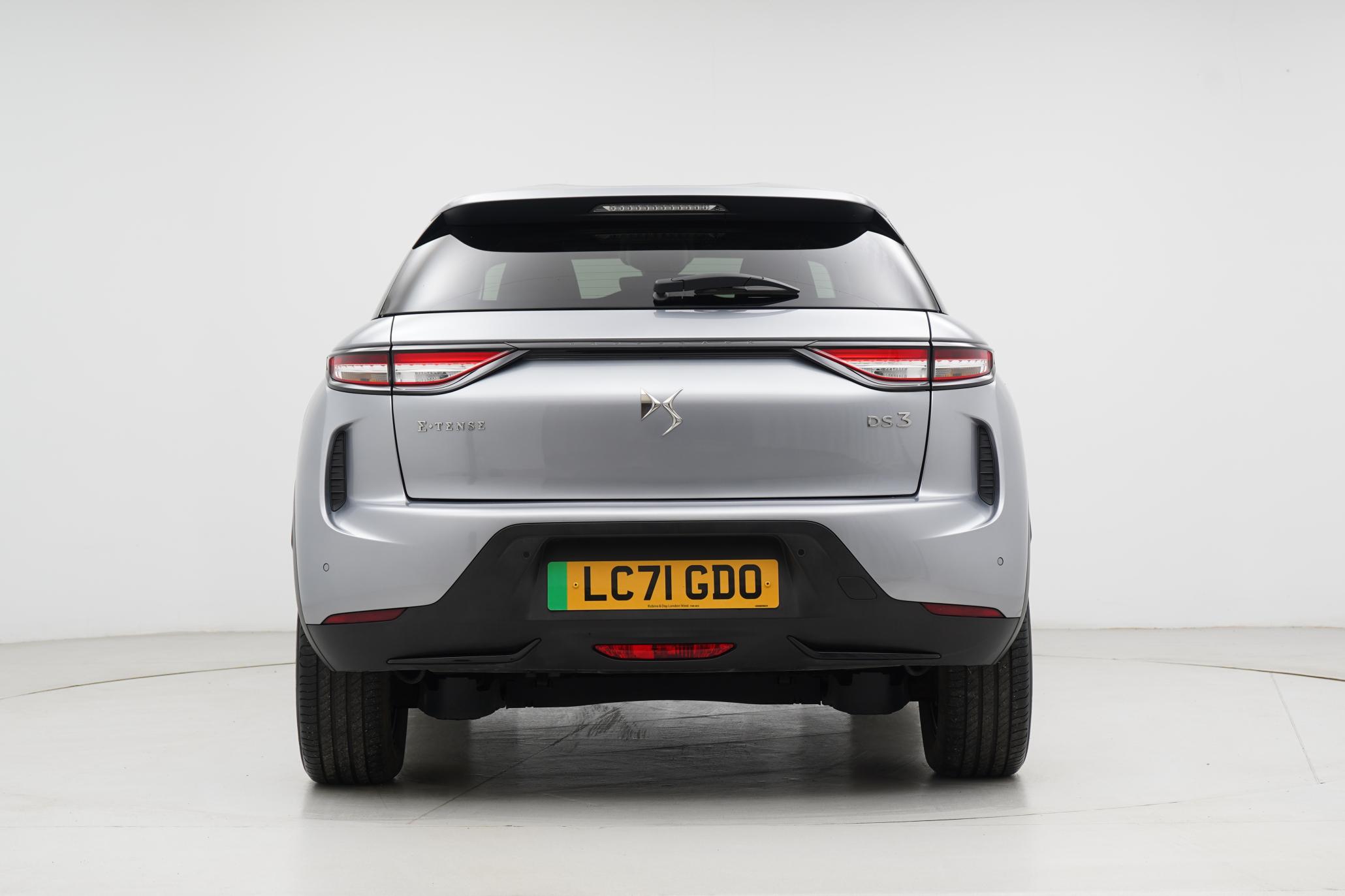 DS AUTOMOBILES DS 3 CROSSBACK E-TENSE 50kWh Prestige Crossback 5dr Electric Auto (136 ps)