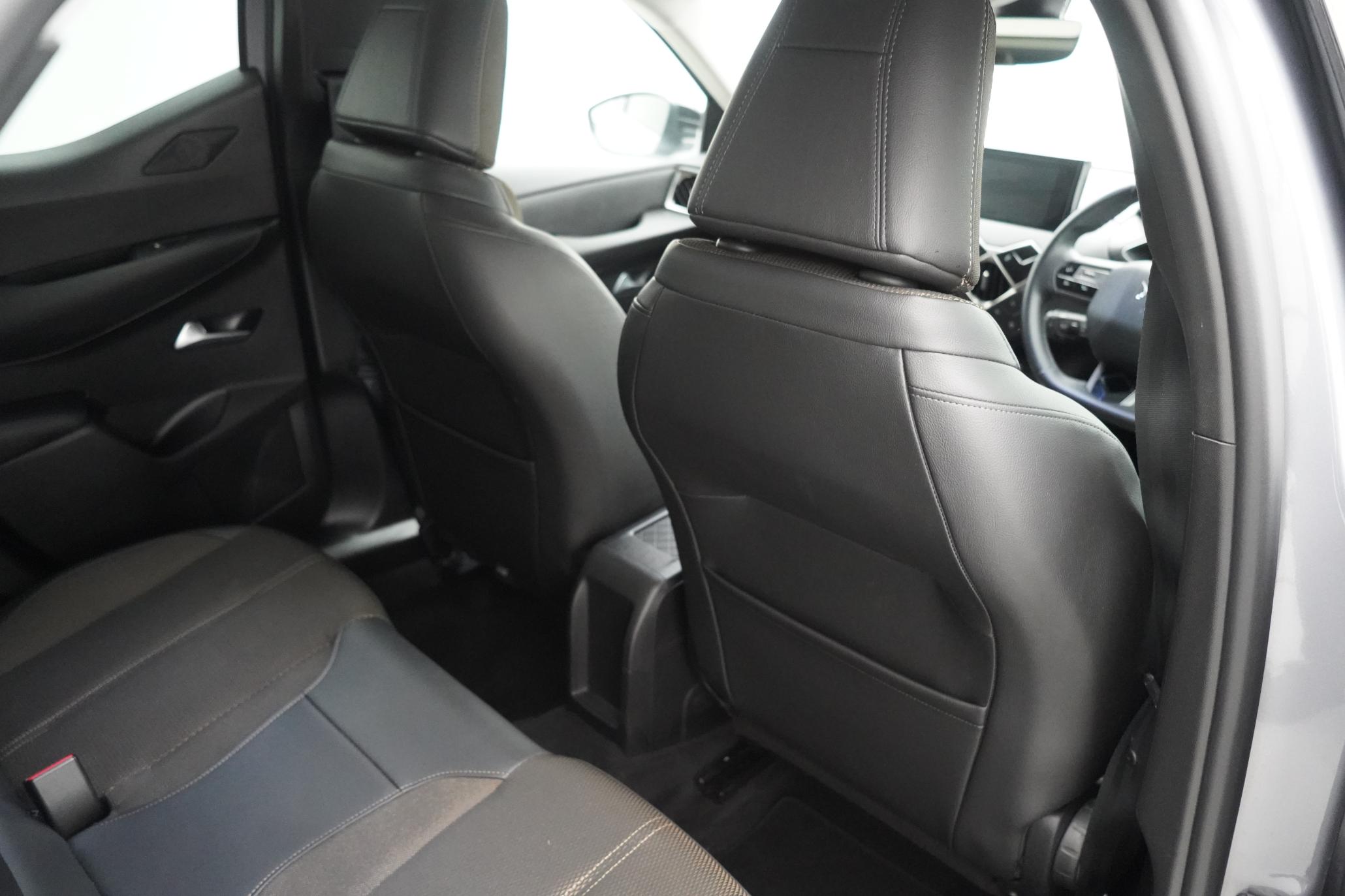DS AUTOMOBILES DS 3 CROSSBACK E-TENSE 50kWh Prestige Crossback 5dr Electric Auto (136 ps)