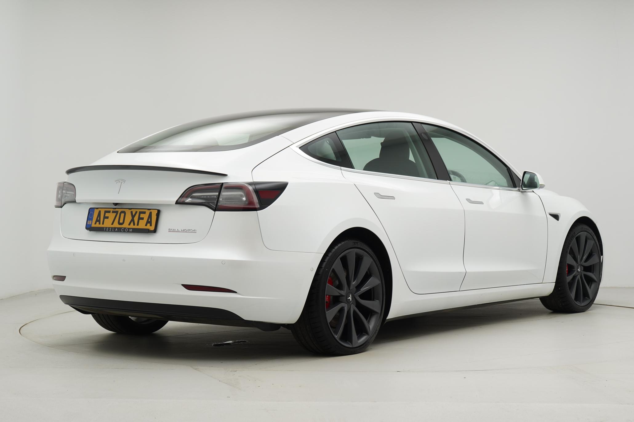 Tesla Model 3 (Dual Motor) Performance Saloon 4dr Electric Auto 4WDE (Performance Upgrade) (449 bhp)