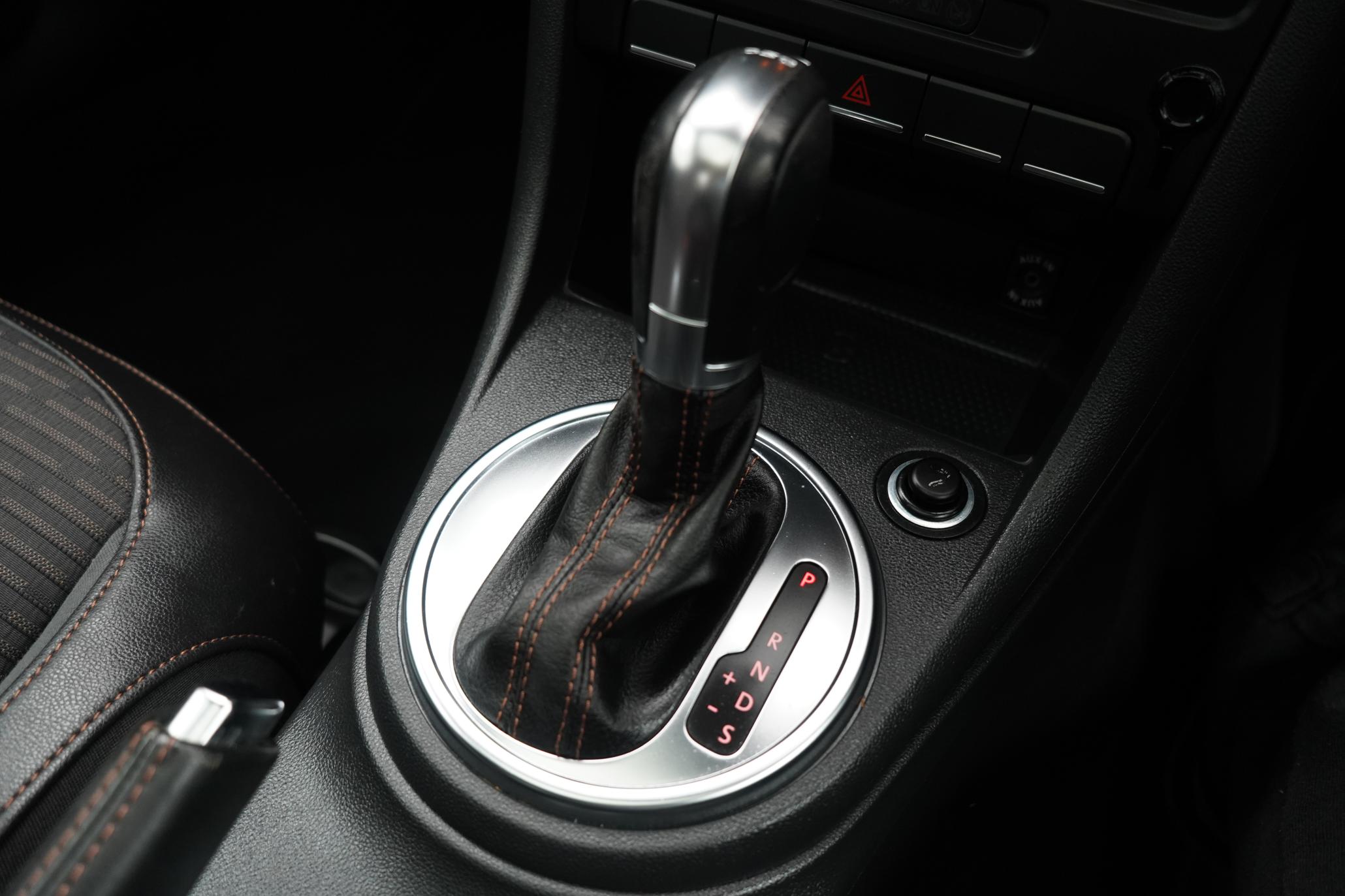 Volkswagen Beetle 1.2 Hatchback (2011 - 2016)