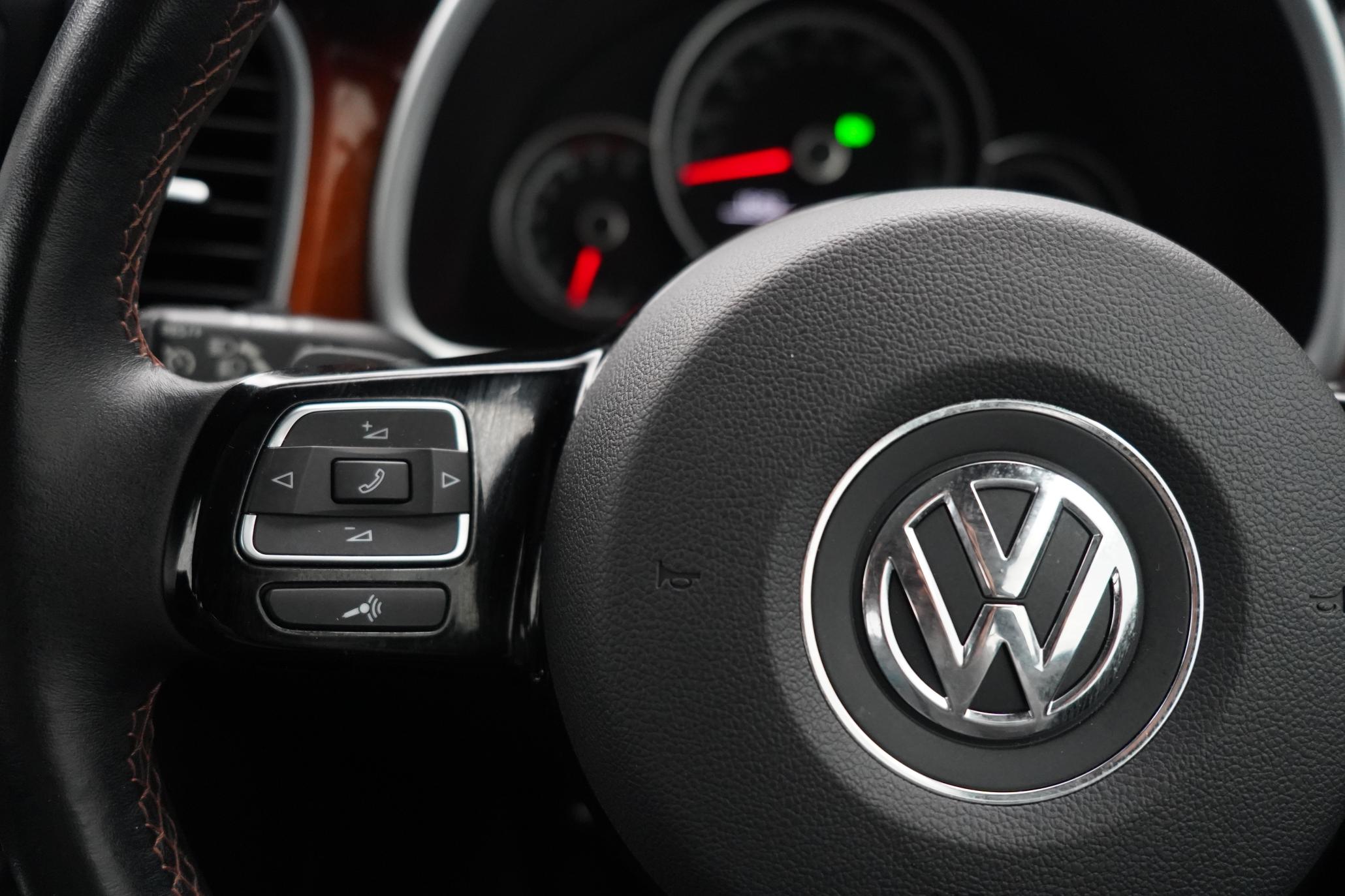Volkswagen Beetle 1.2 Hatchback (2011 - 2016)