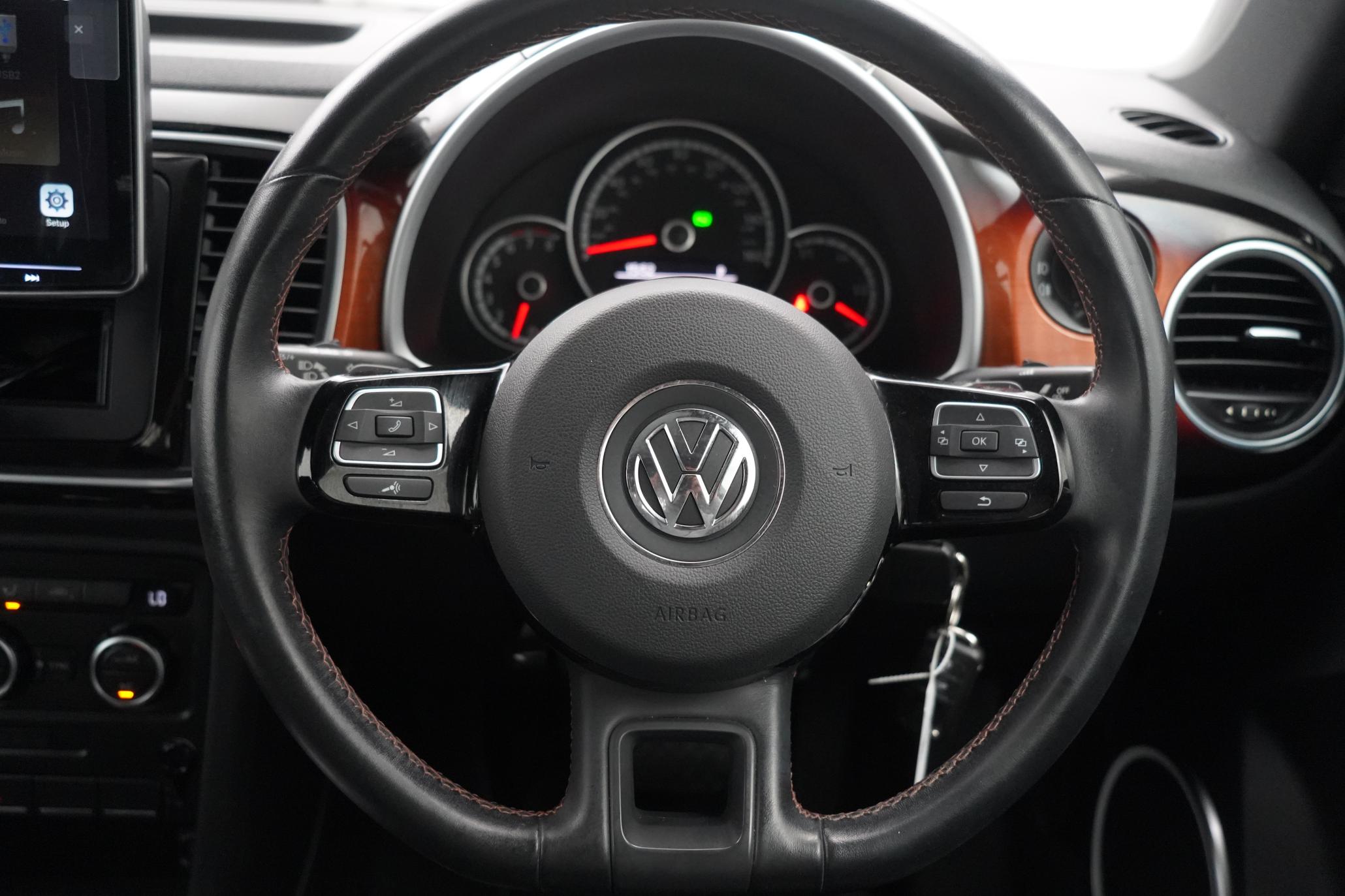 Volkswagen Beetle 1.2 Hatchback (2011 - 2016)