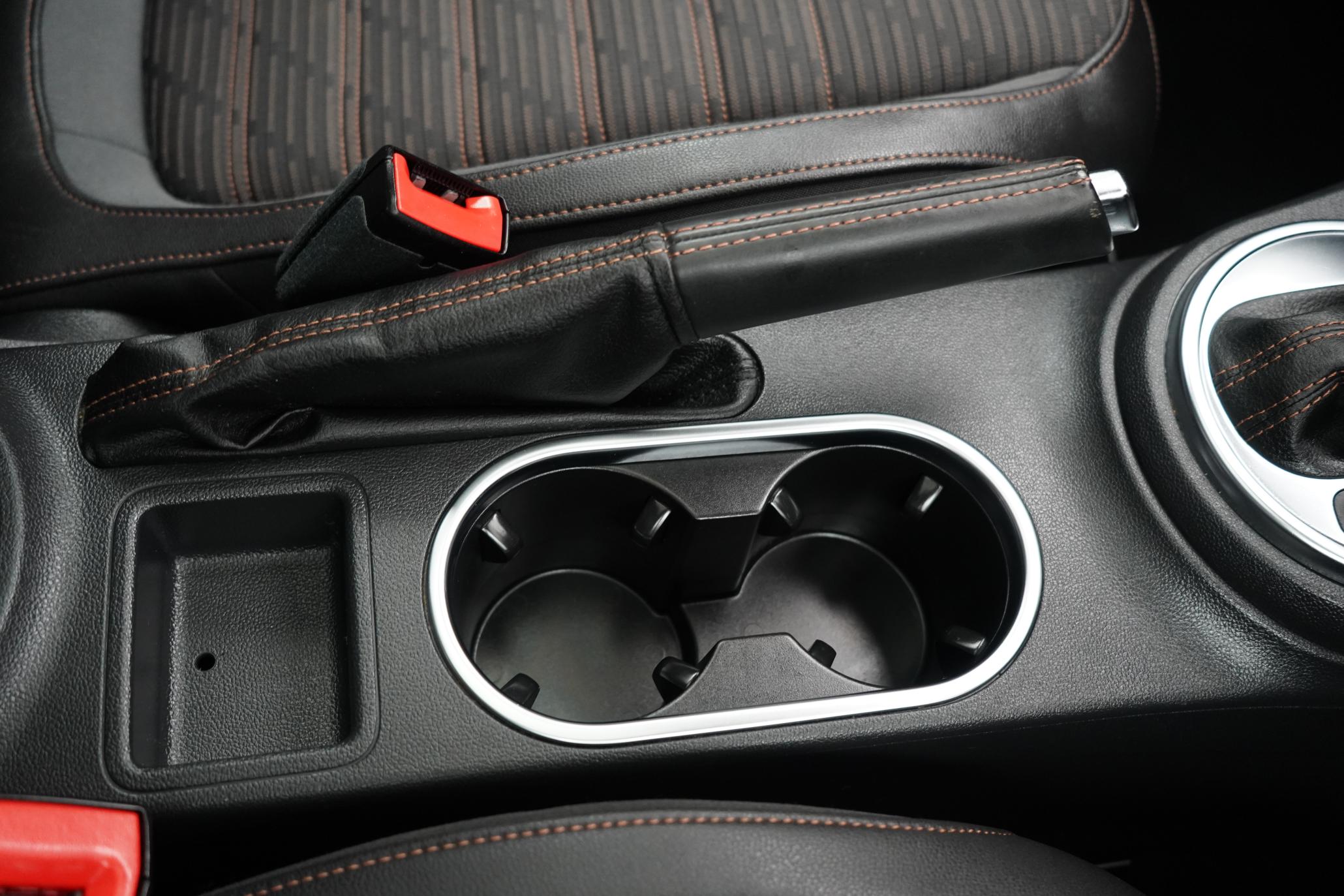 Volkswagen Beetle 1.2 Hatchback (2011 - 2016)