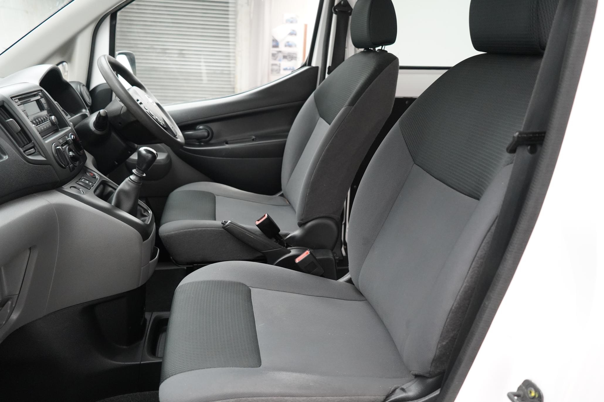 Nissan NV200 1.5 dCi Acenta Panel Van 6dr Diesel Manual SWB Euro 5 (AC) (110 ps)