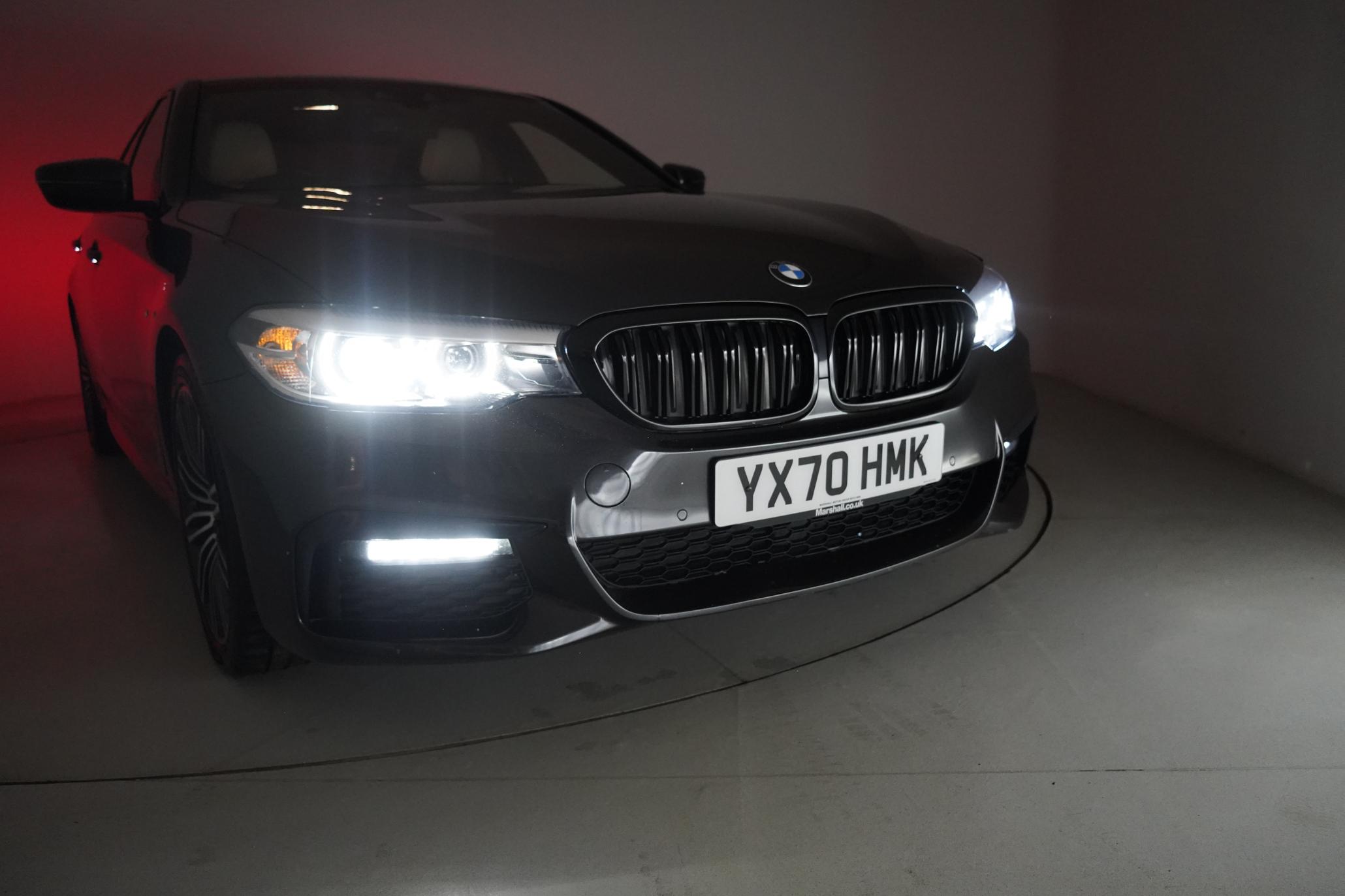 BMW 5 Series 3.0 530d M Sport Saloon 4dr Diesel Auto Euro 6 (s/s) (265 ps)