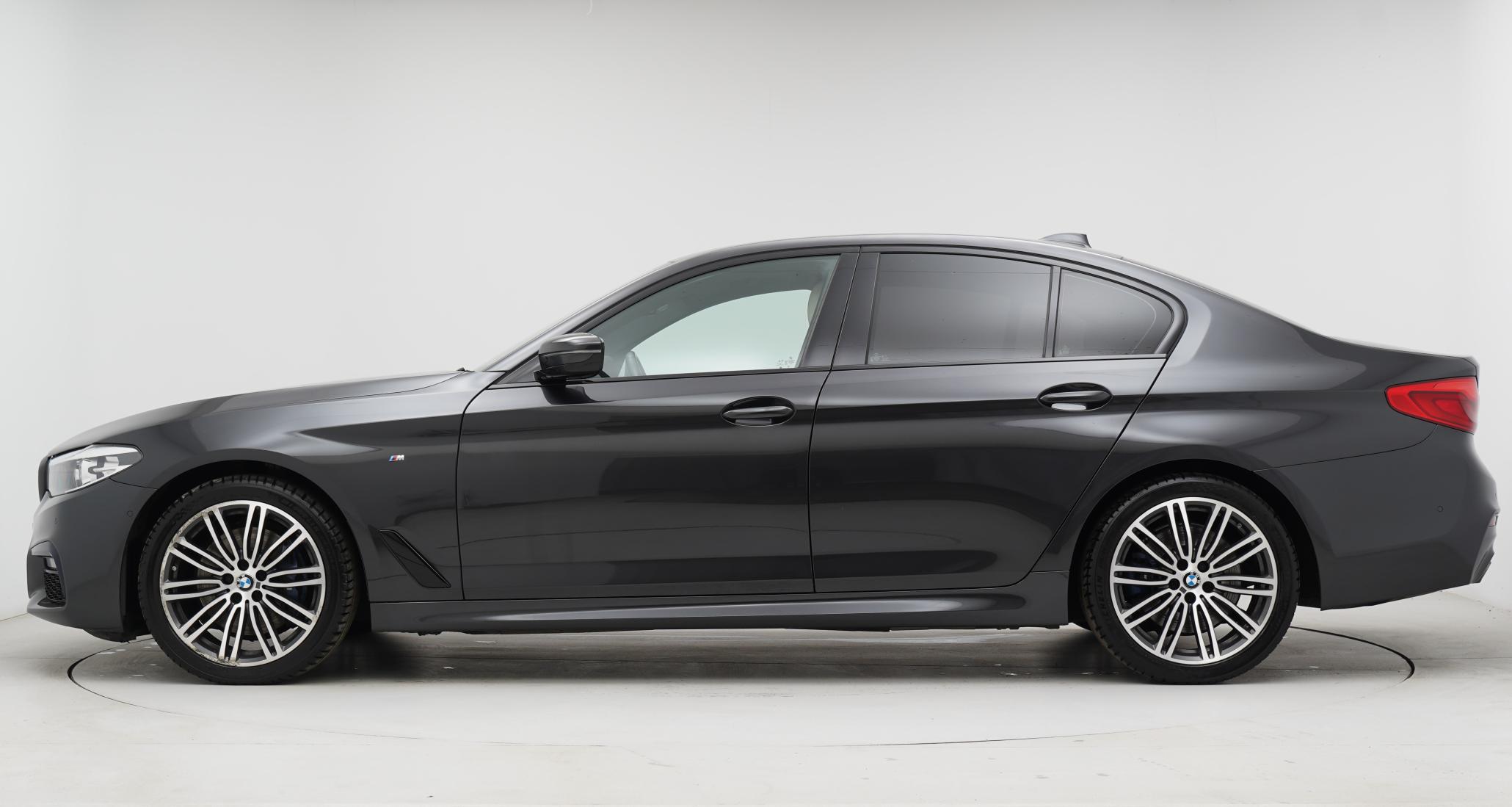 BMW 5 Series 3.0 530d M Sport Saloon 4dr Diesel Auto Euro 6 (s/s) (265 ps)