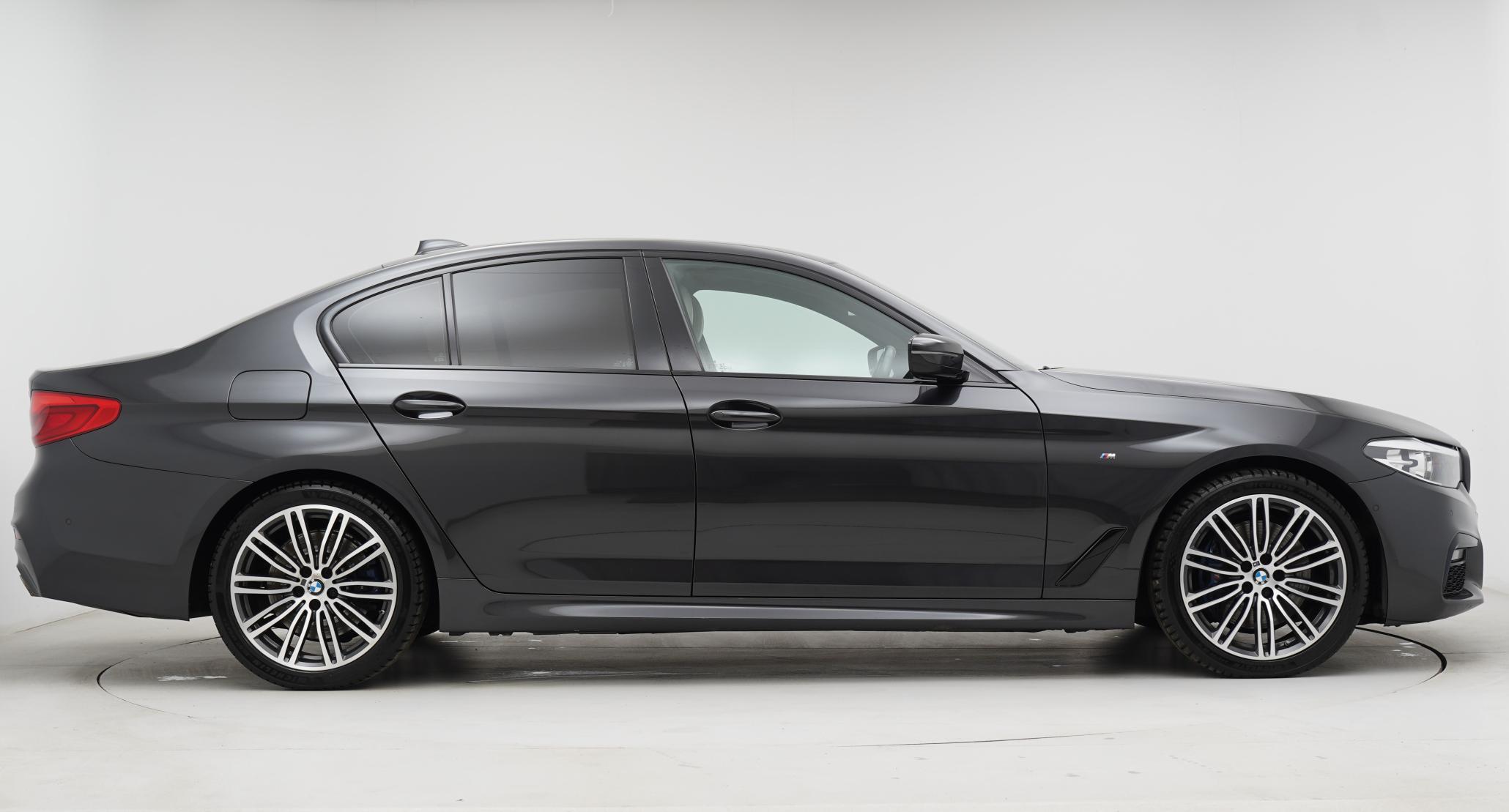 BMW 5 Series 3.0 530d M Sport Saloon 4dr Diesel Auto Euro 6 (s/s) (265 ps)