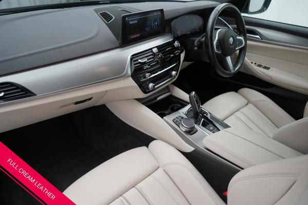 BMW 5 Series 3.0 530d M Sport Saloon 4dr Diesel Auto Euro 6 (s/s) (265 ps)