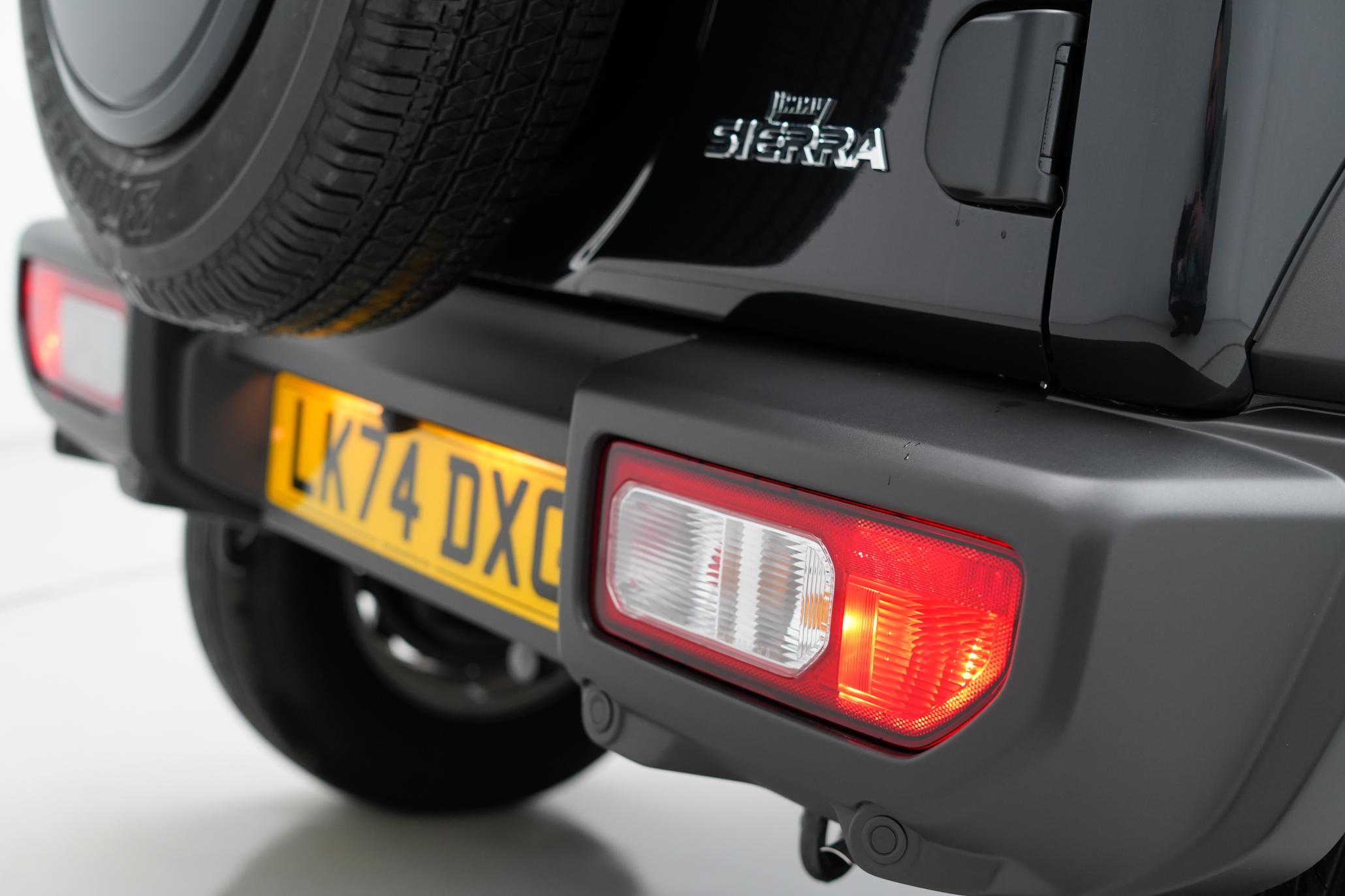 Suzuki Jimny 1.5 SZ5 SUV 3dr Petrol Auto ALLGRIP Euro 6 (101 ps)