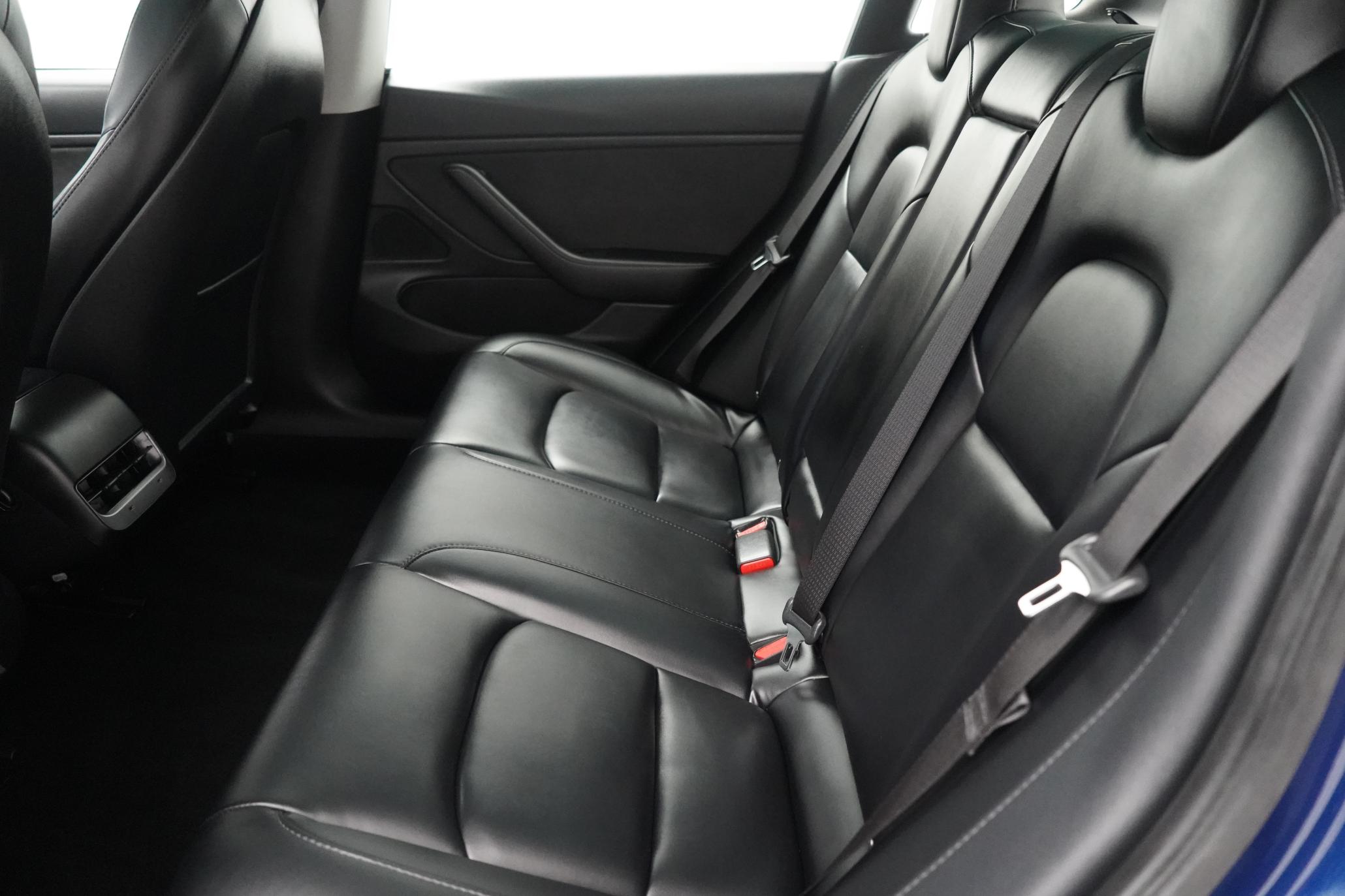 Tesla Model 3 Standard Range Plus Saloon 4dr Electric Auto RWD (241 bhp)