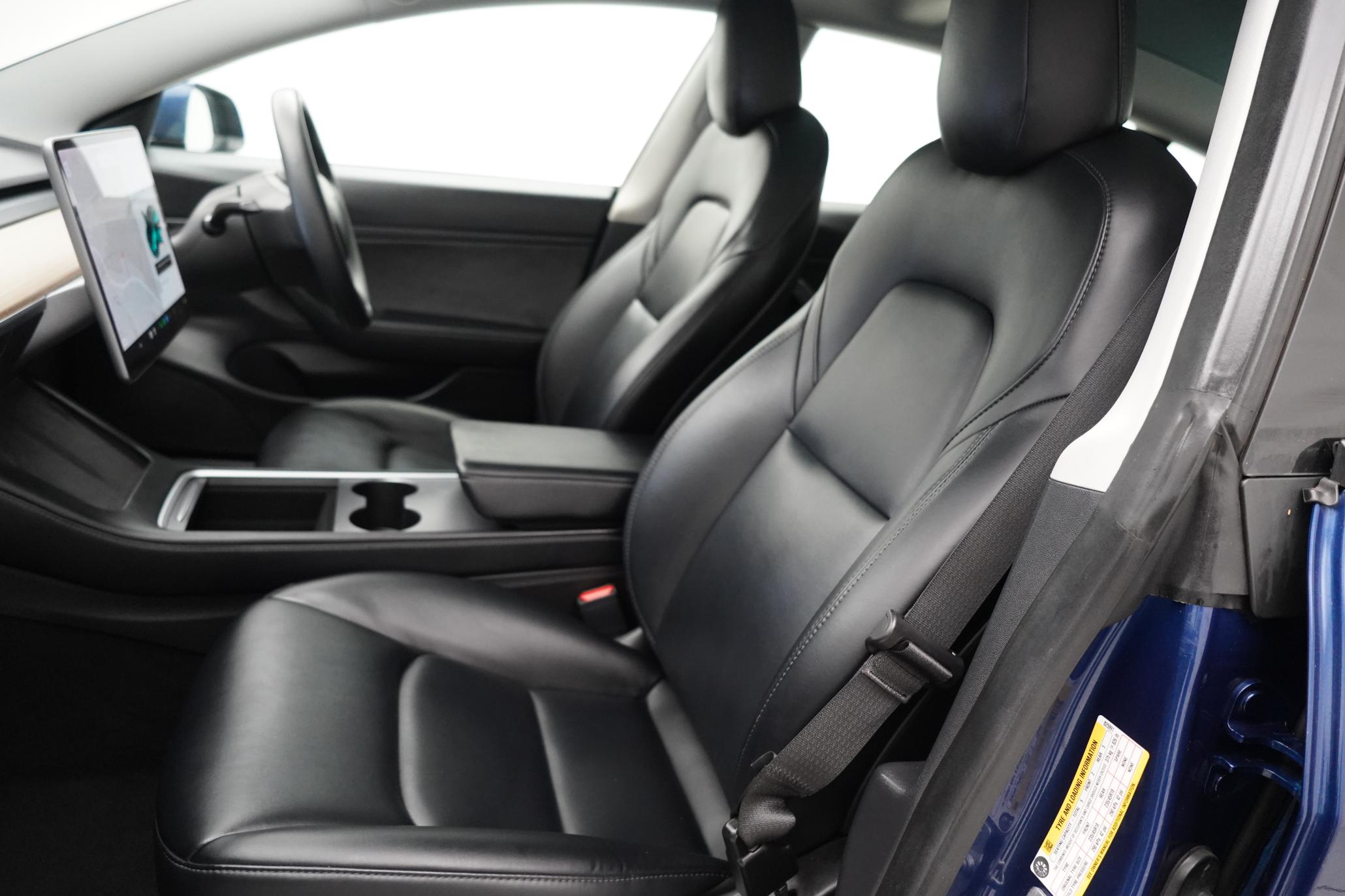 Tesla Model 3 Standard Range Plus Saloon 4dr Electric Auto RWD (241 bhp)