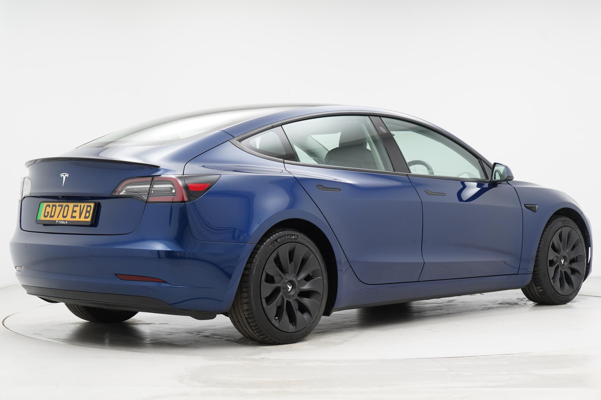 Tesla Model 3 Standard Range Plus Saloon 4dr Electric Auto RWD (241 bhp)
