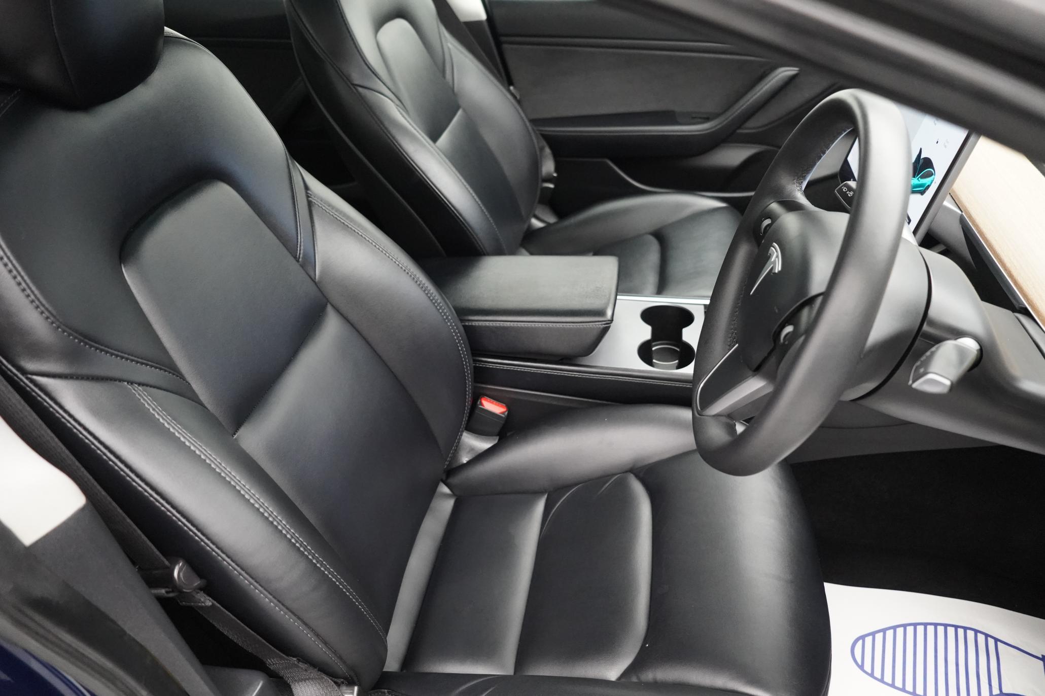 Tesla Model 3 Standard Range Plus Saloon 4dr Electric Auto RWD (241 bhp)