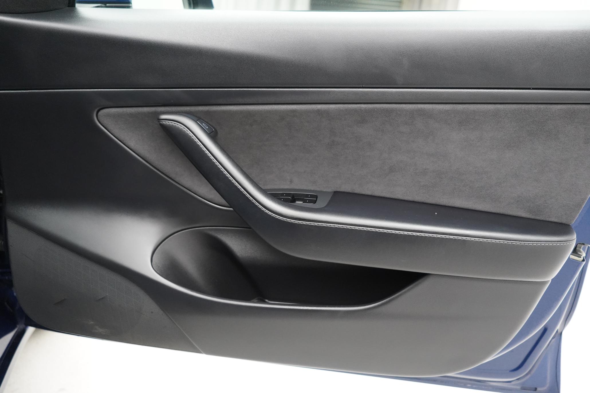 Tesla Model 3 Standard Range Plus Saloon 4dr Electric Auto RWD (241 bhp)