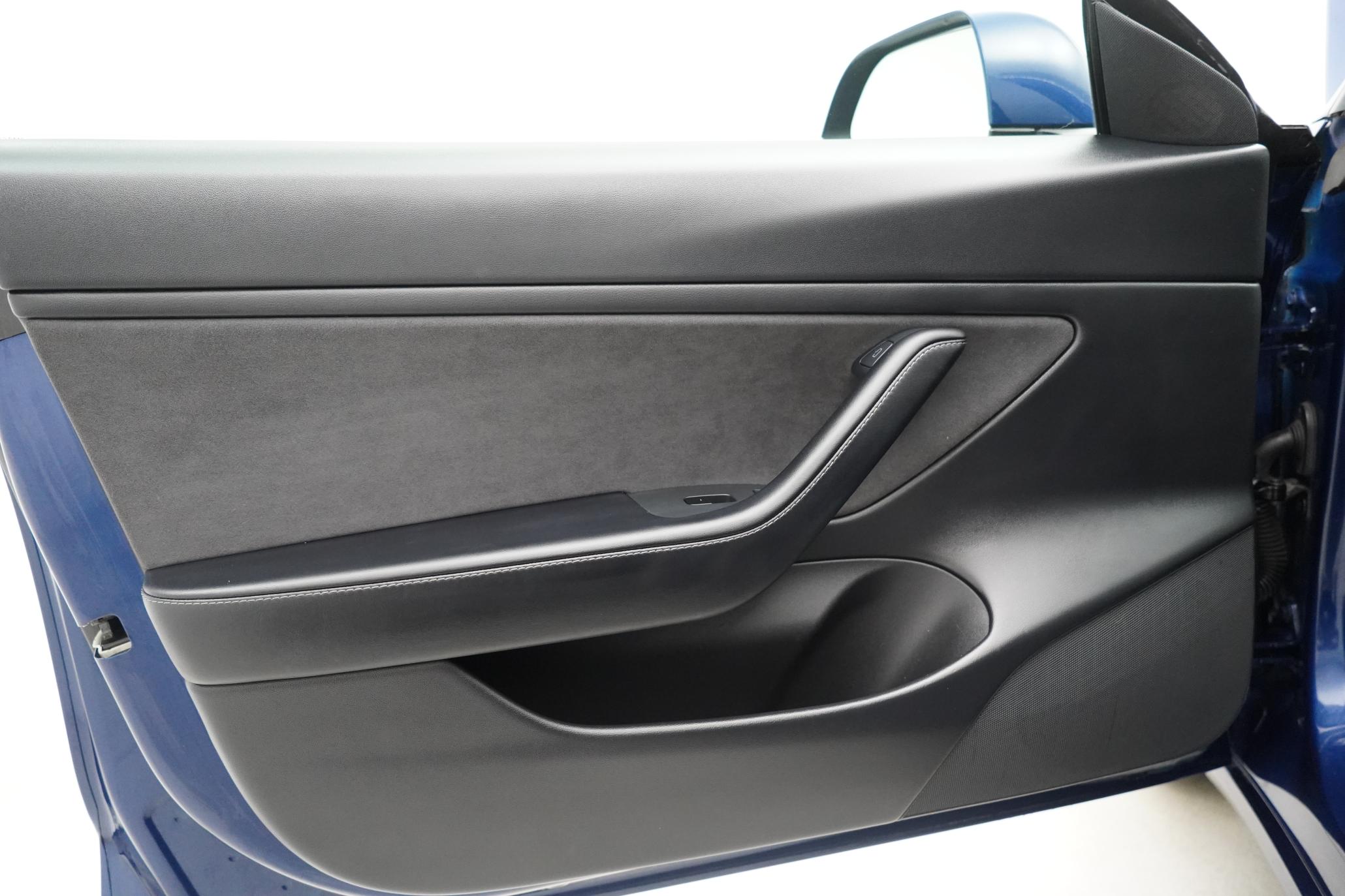 Tesla Model 3 Standard Range Plus Saloon 4dr Electric Auto RWD (241 bhp)