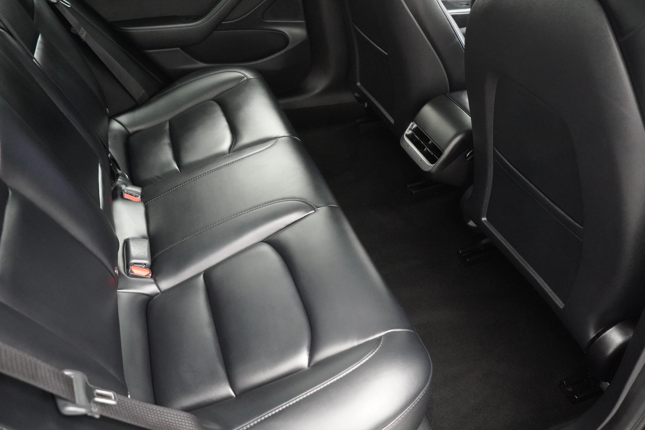Tesla Model 3 Standard Range Plus Saloon 4dr Electric Auto RWD (241 bhp)