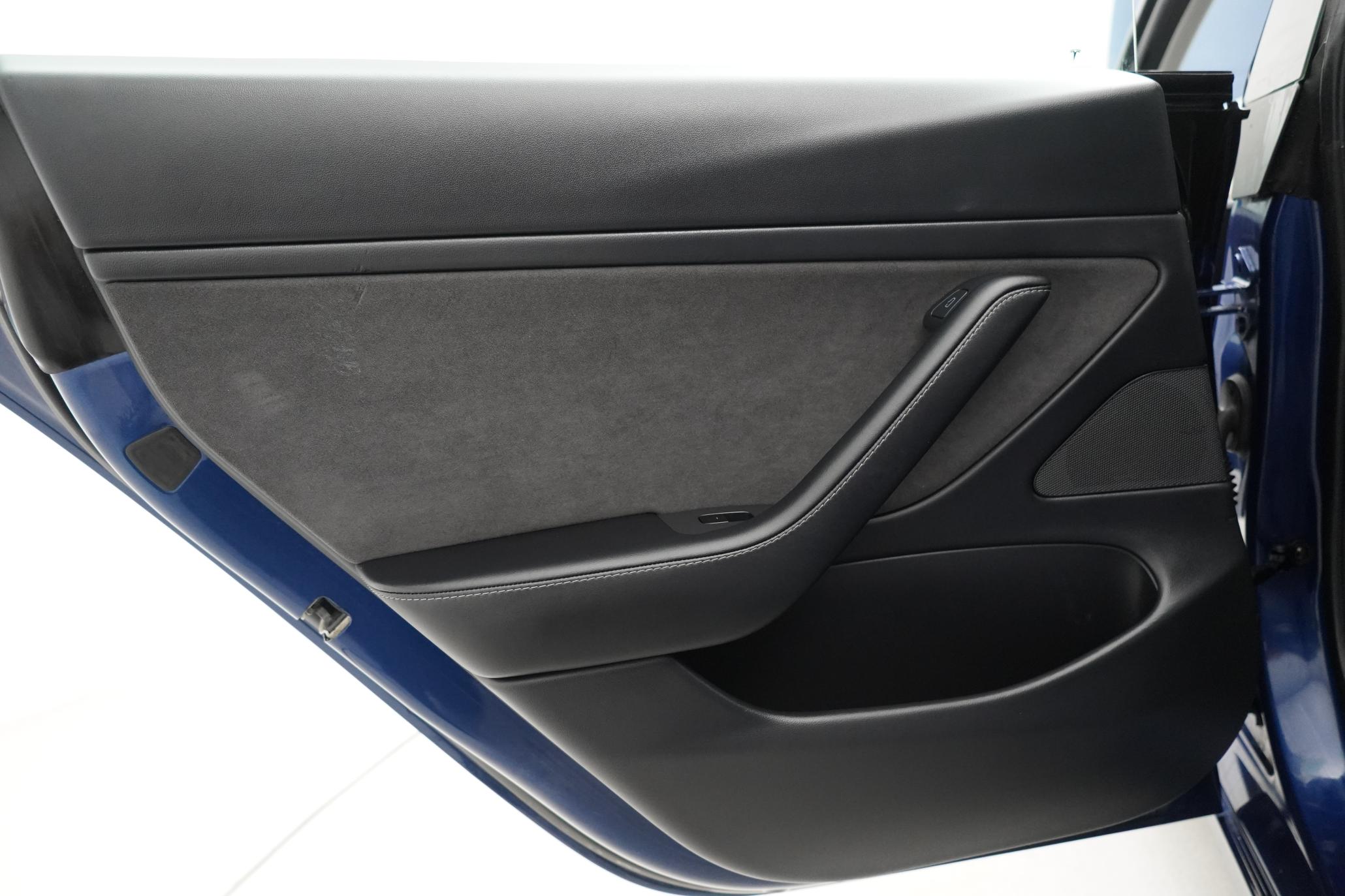 Tesla Model 3 Standard Range Plus Saloon 4dr Electric Auto RWD (241 bhp)