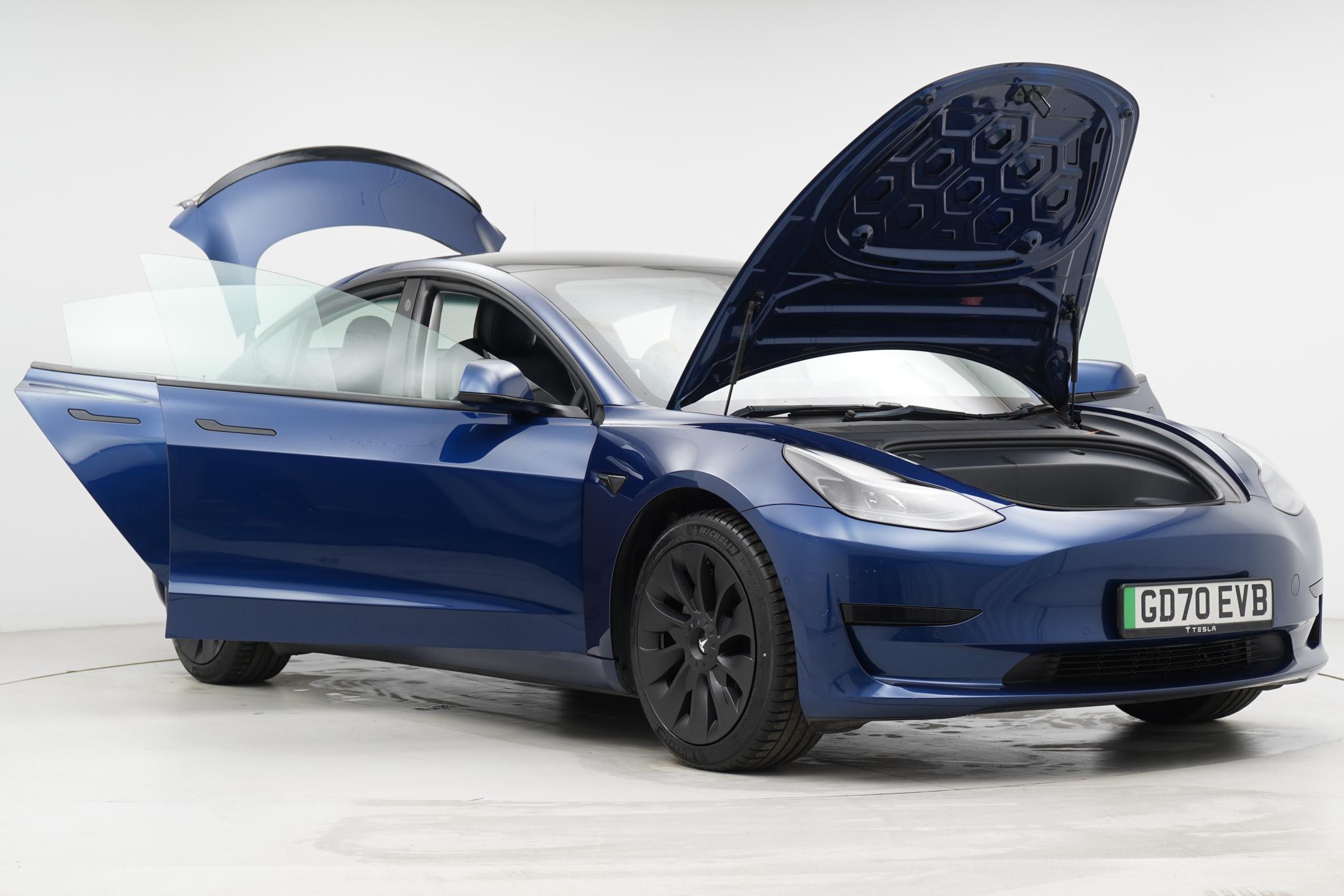 Tesla Model 3 Standard Range Plus Saloon 4dr Electric Auto RWD (241 bhp)