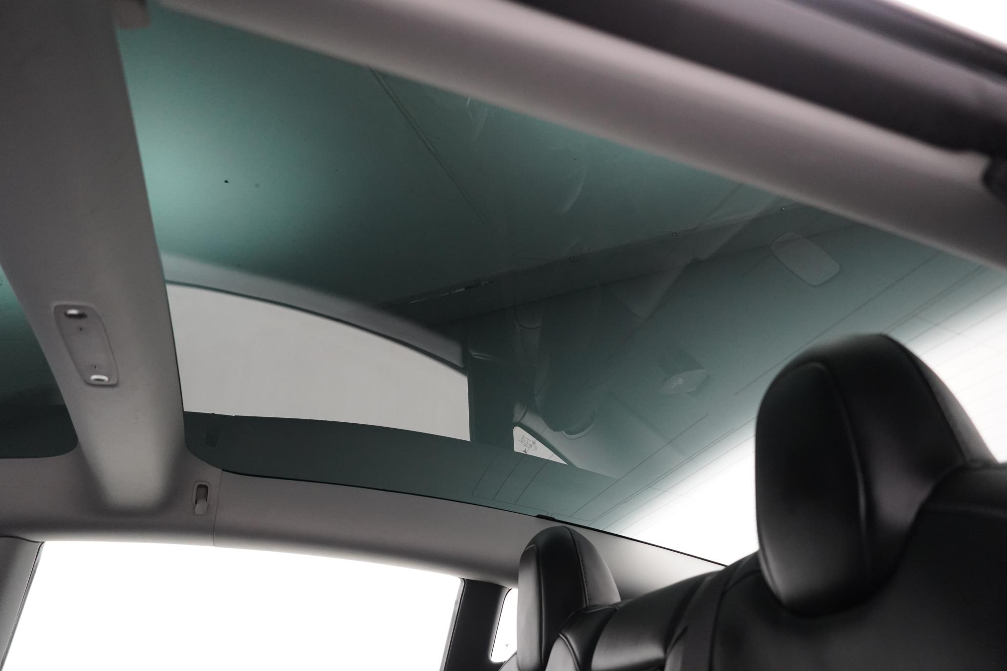 Tesla Model 3 Standard Range Plus Saloon 4dr Electric Auto RWD (241 bhp)