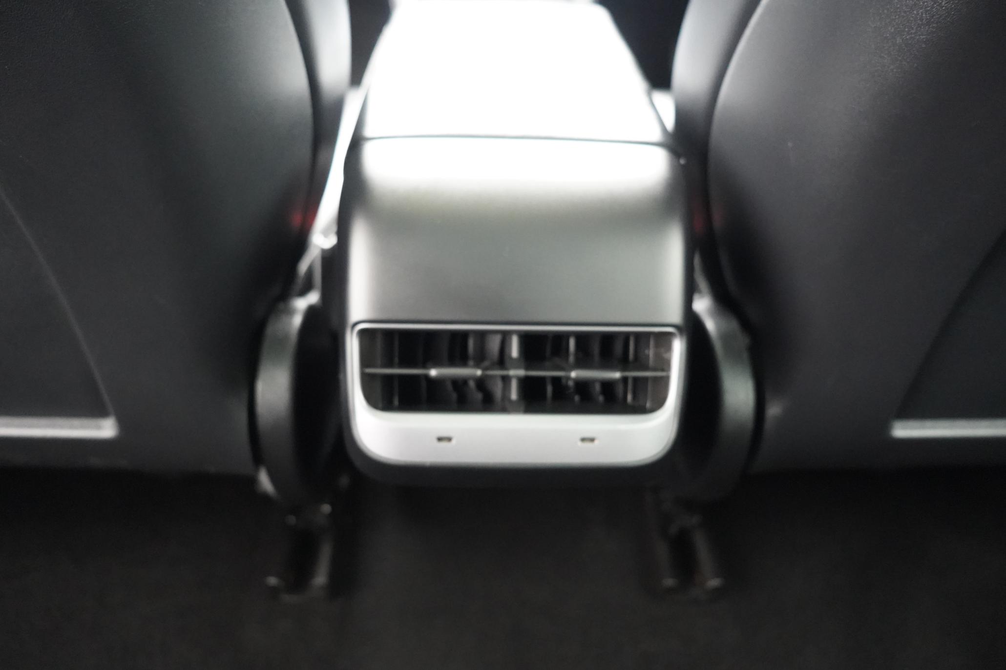 Tesla Model 3 Standard Range Plus Saloon 4dr Electric Auto RWD (241 bhp)