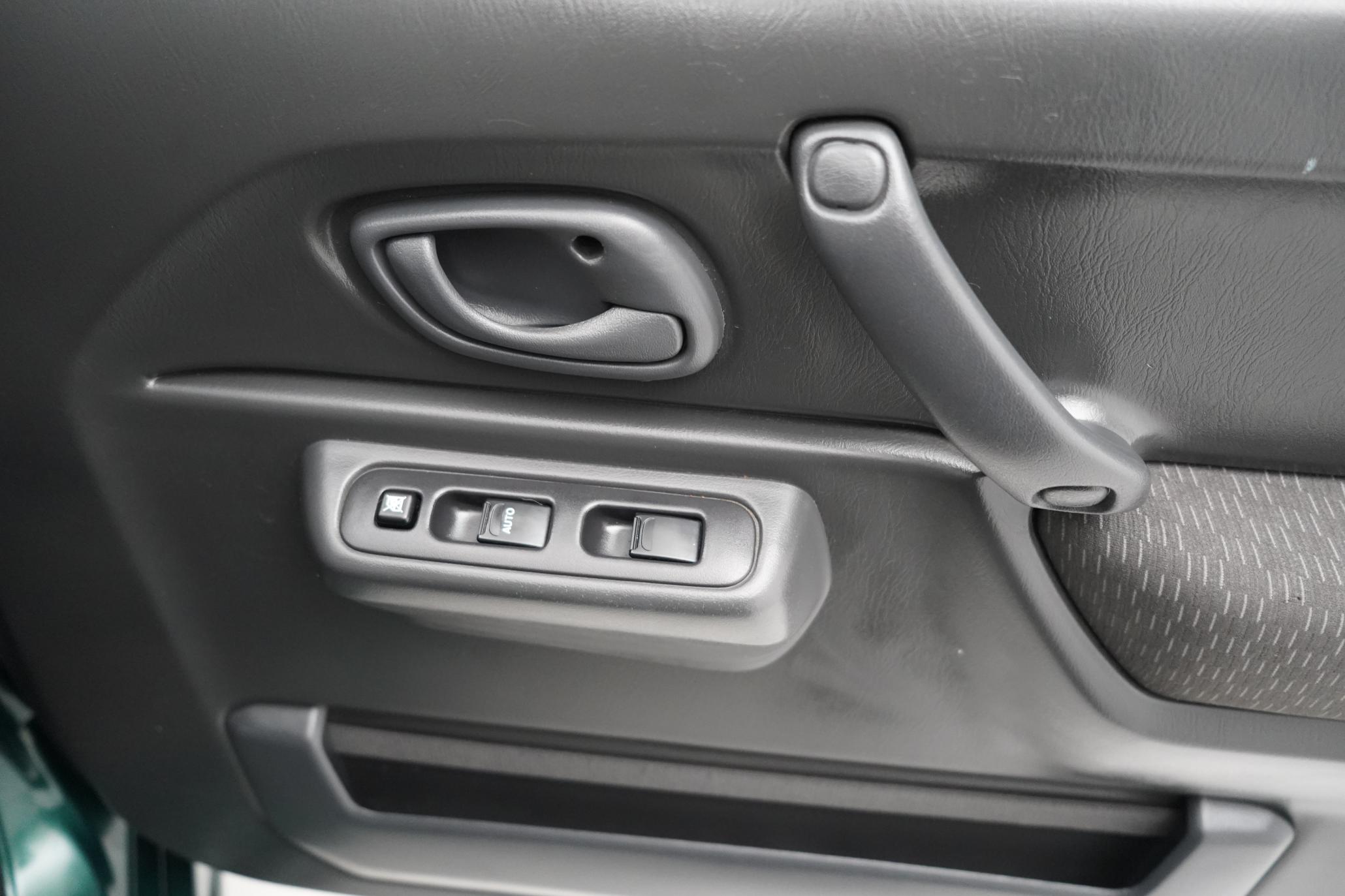 Suzuki Jimny 1.3 JLX SUV (1998 - 2013)